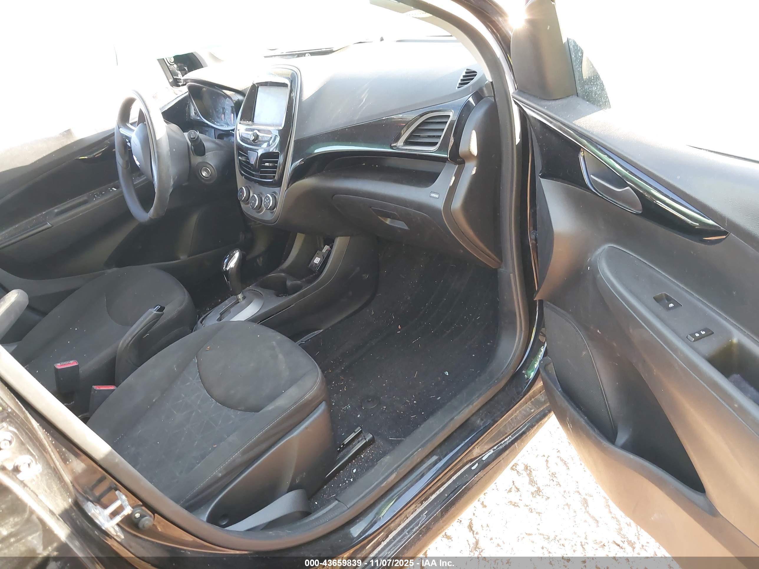 CHEVROLET SPARK image 5
