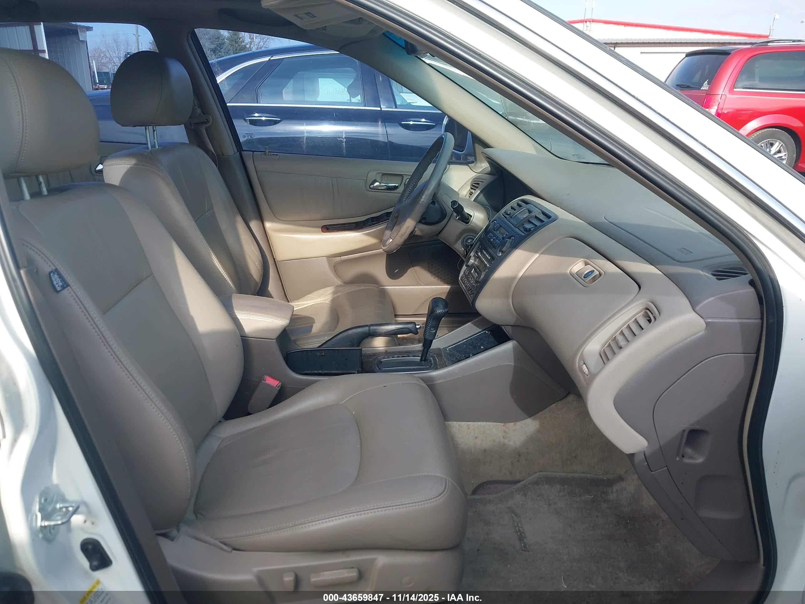 HONDA ACCORD image 5