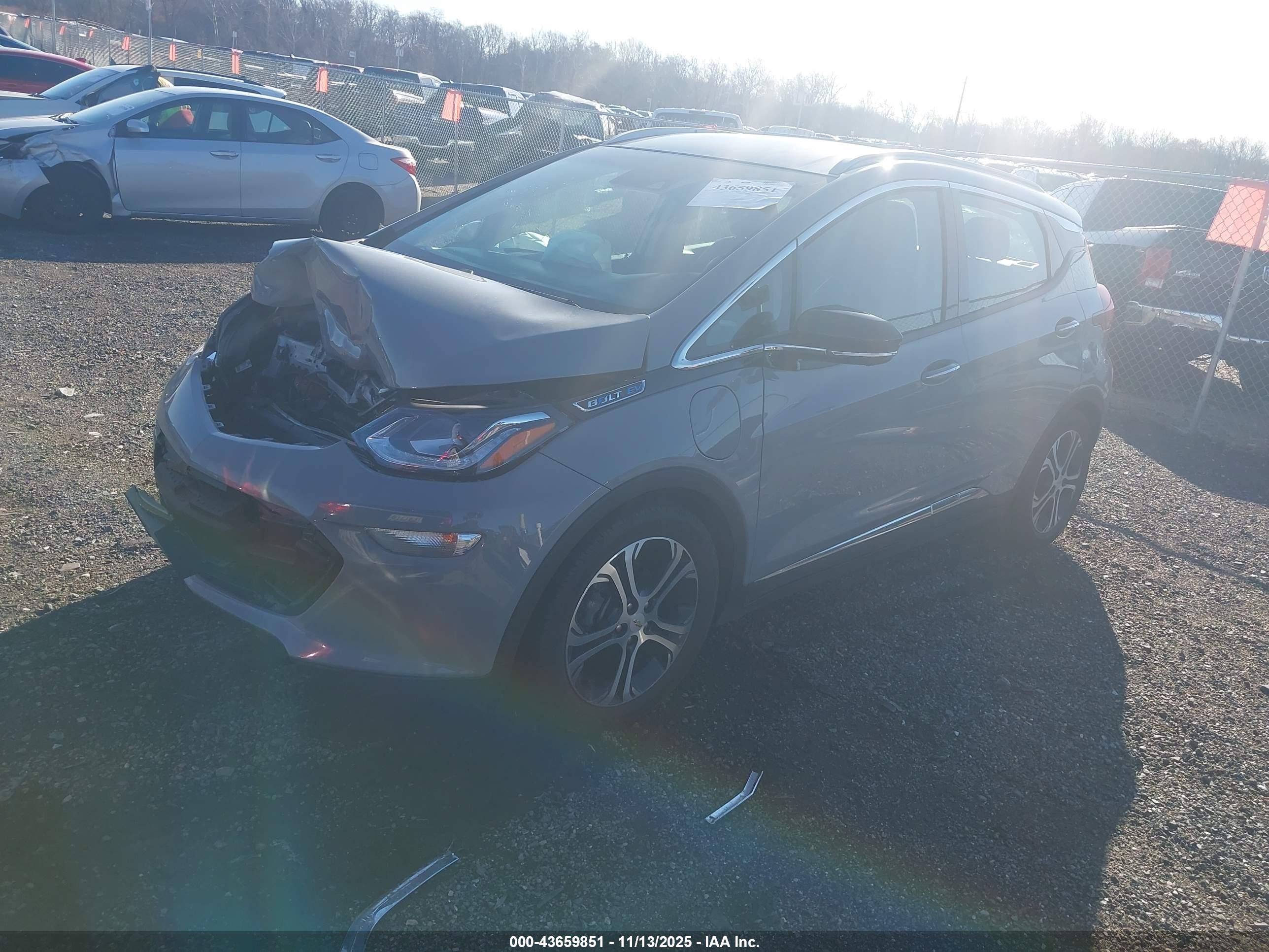 CHEVROLET BOLT image 2