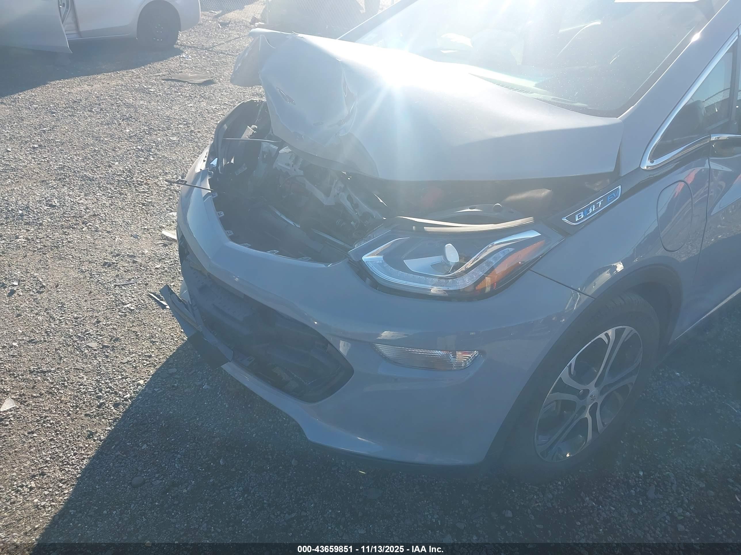 CHEVROLET BOLT image 6
