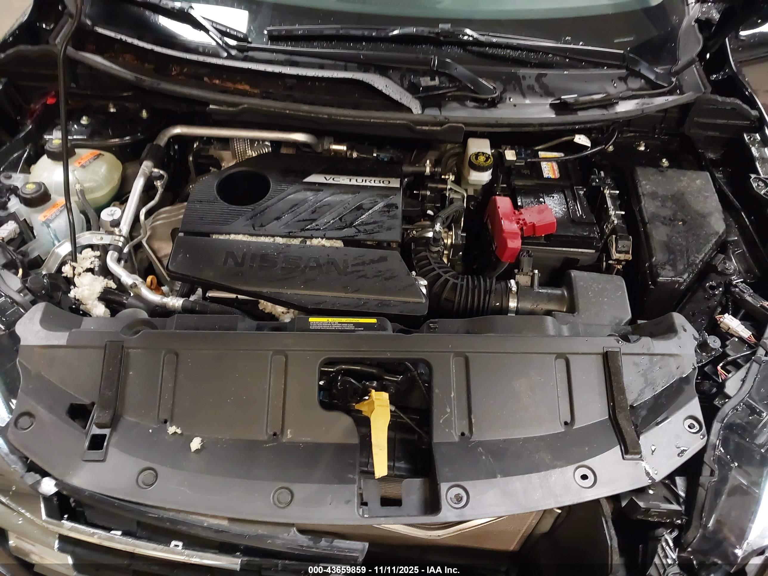 NISSAN ROGUE image 10