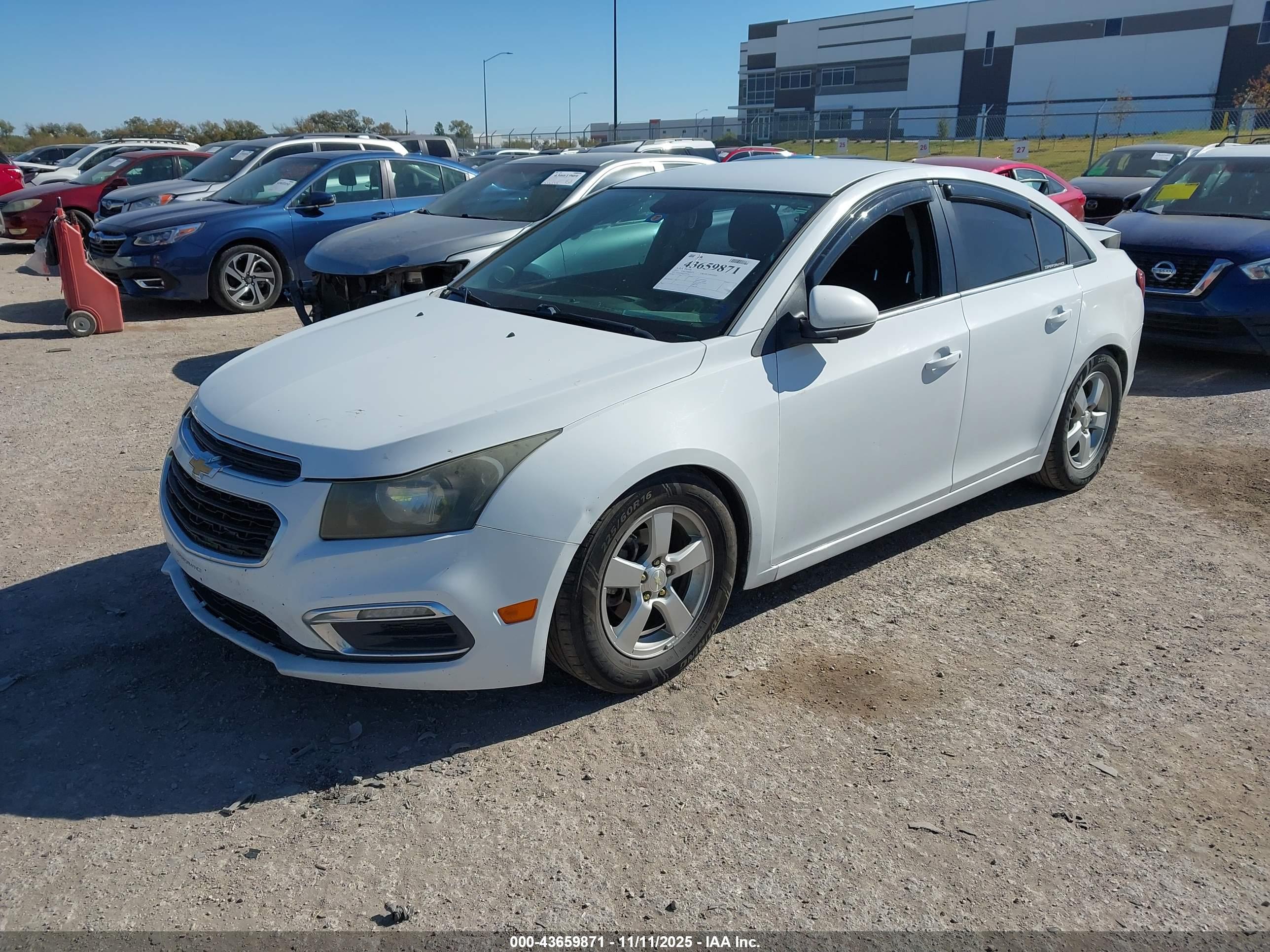 CHEVROLET CRUZE image 2