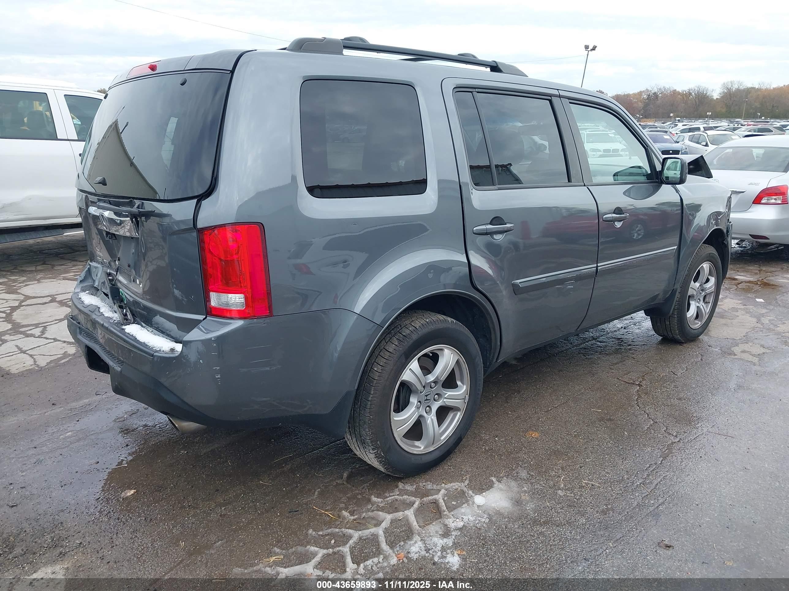 HONDA PILOT image 4