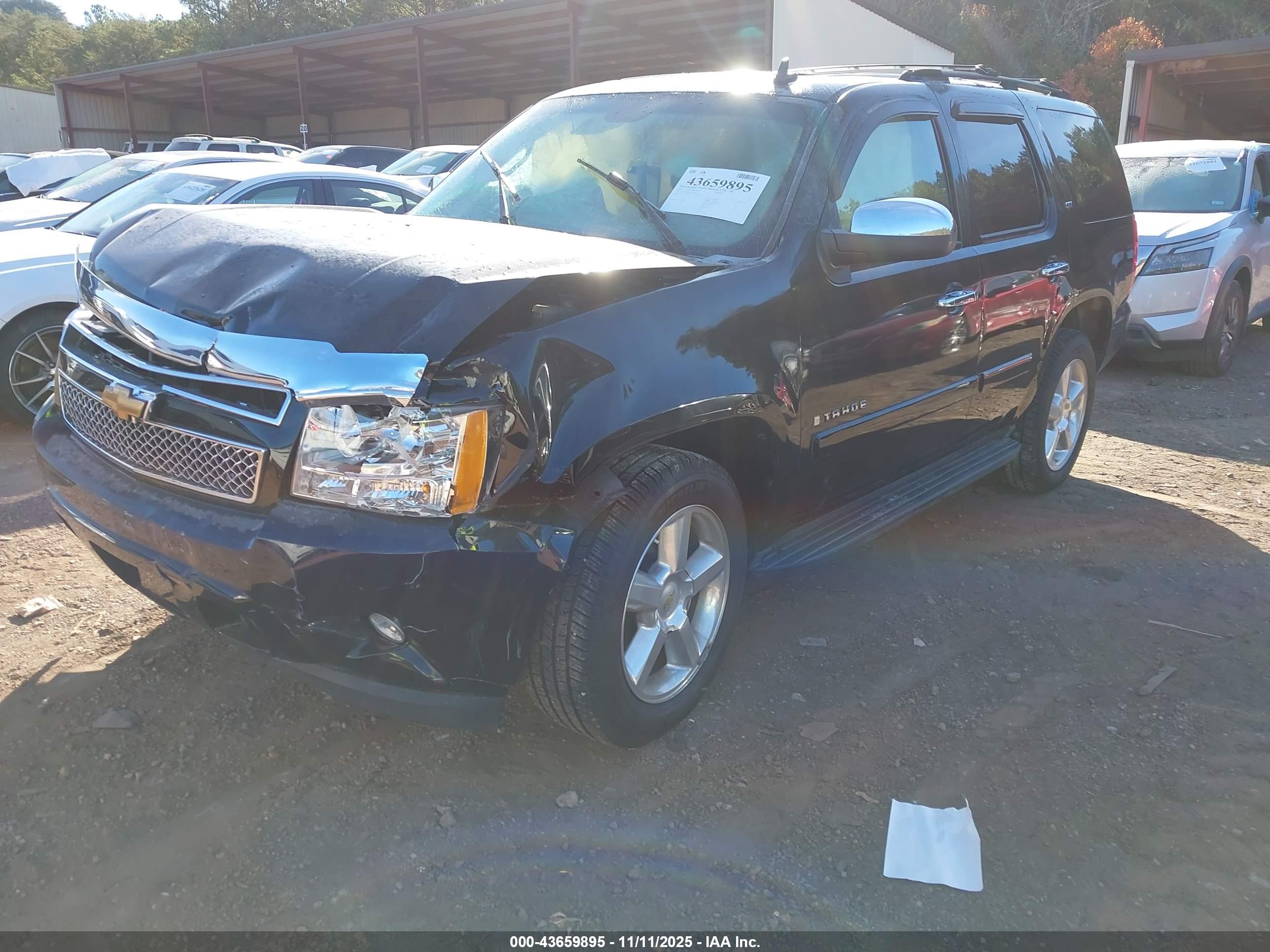 CHEVROLET TAHOE image 2