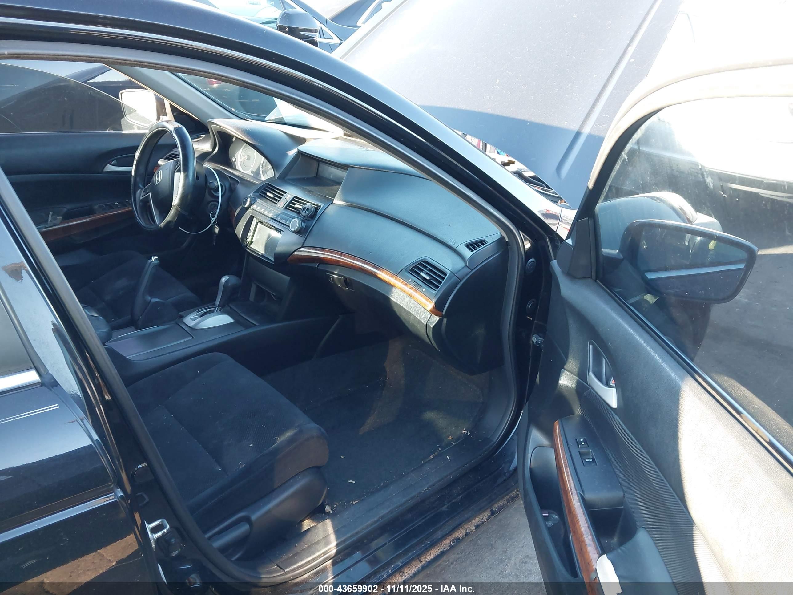 HONDA ACCORD image 5