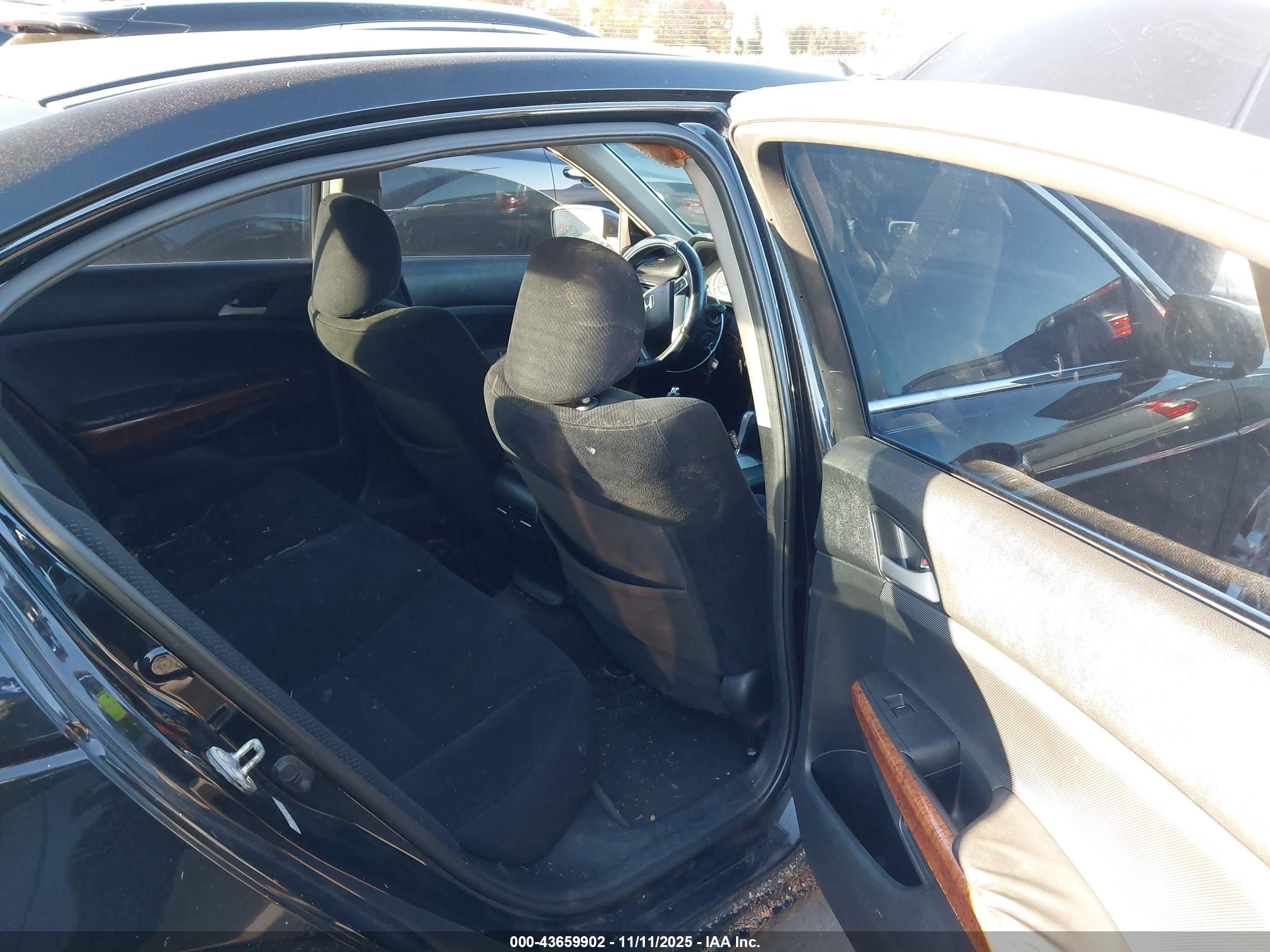 HONDA ACCORD image 8