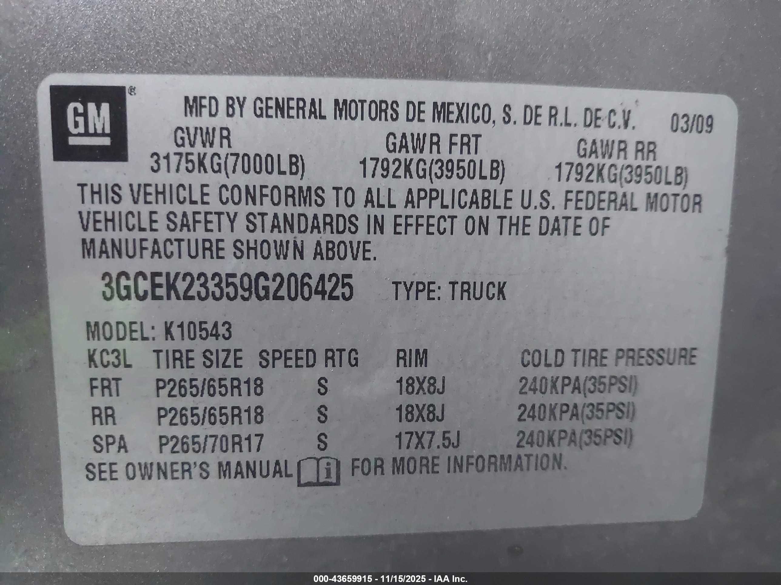 CHEVROLET SILVERADO image 9