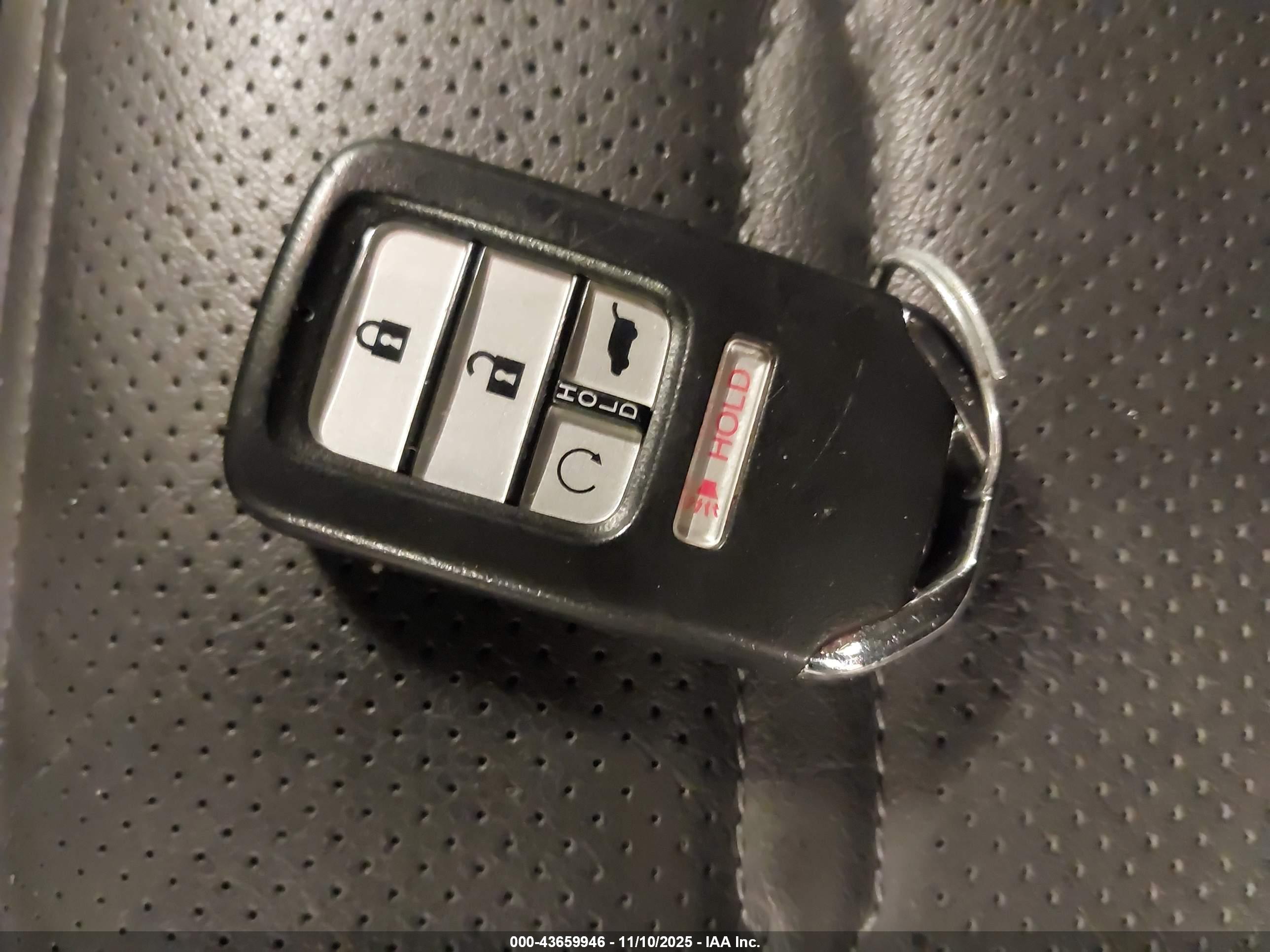 HONDA CR-V image 11