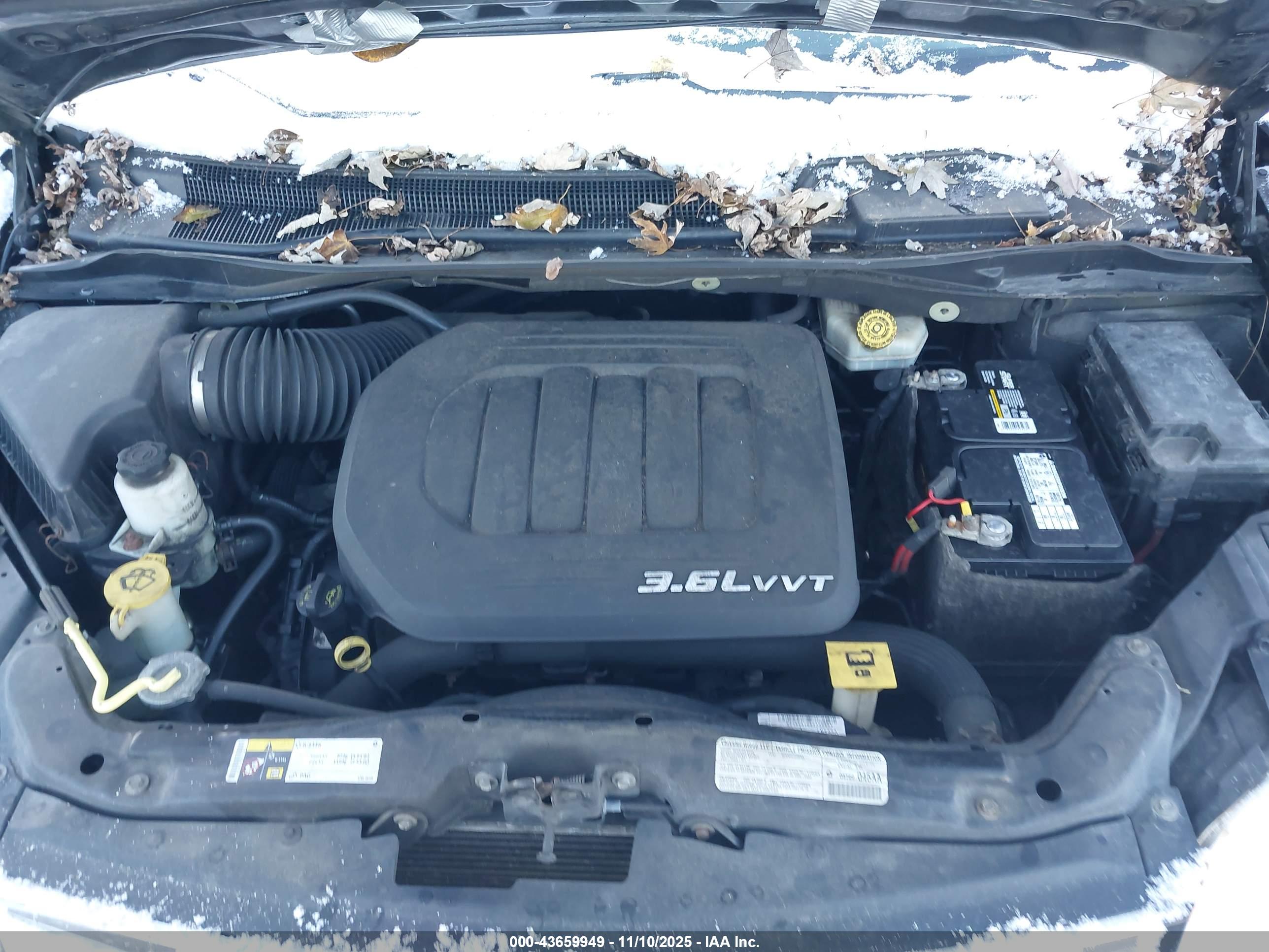 CHRYSLER TOWN image 10