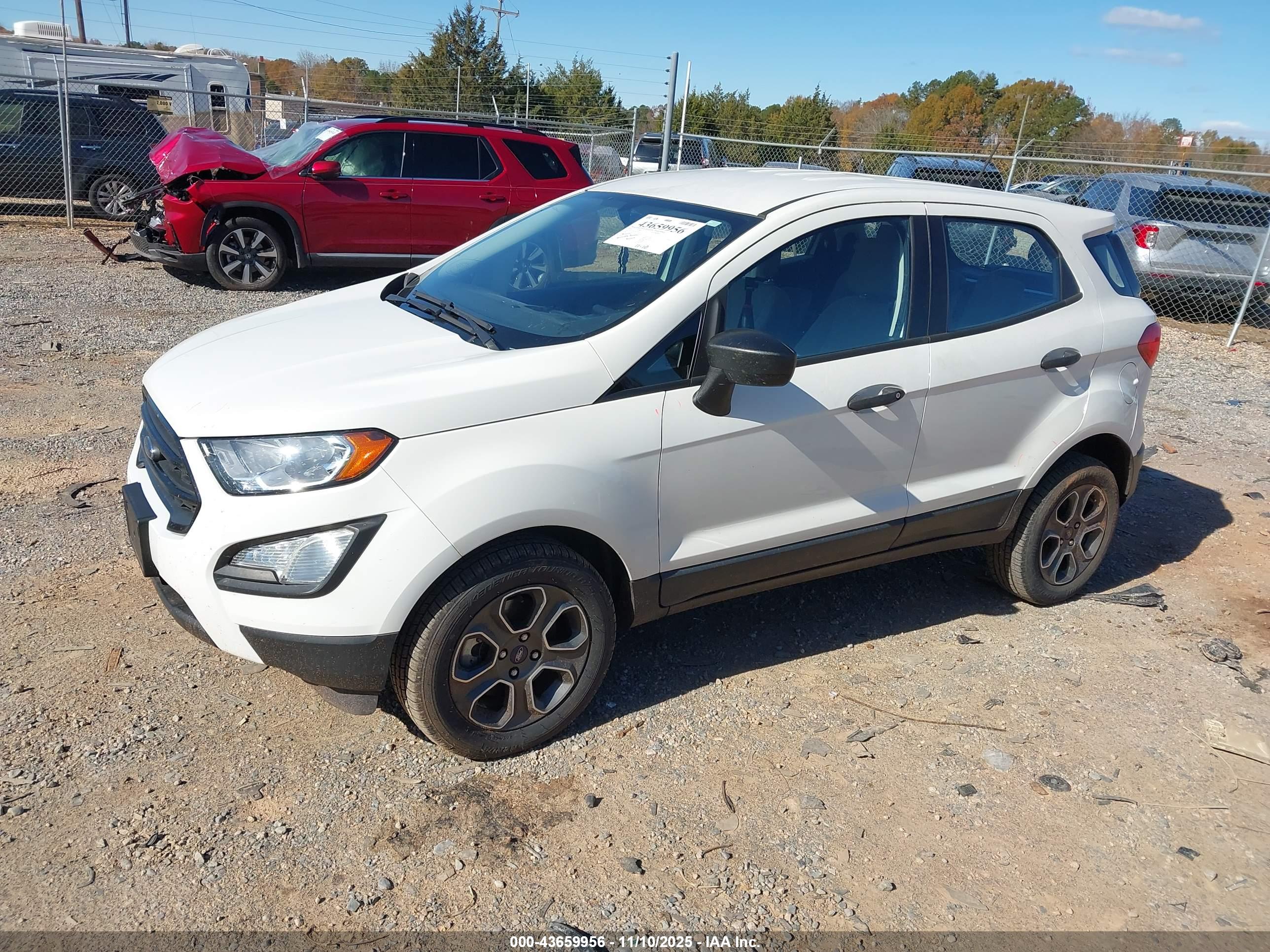 FORD ECOSPORT image 2