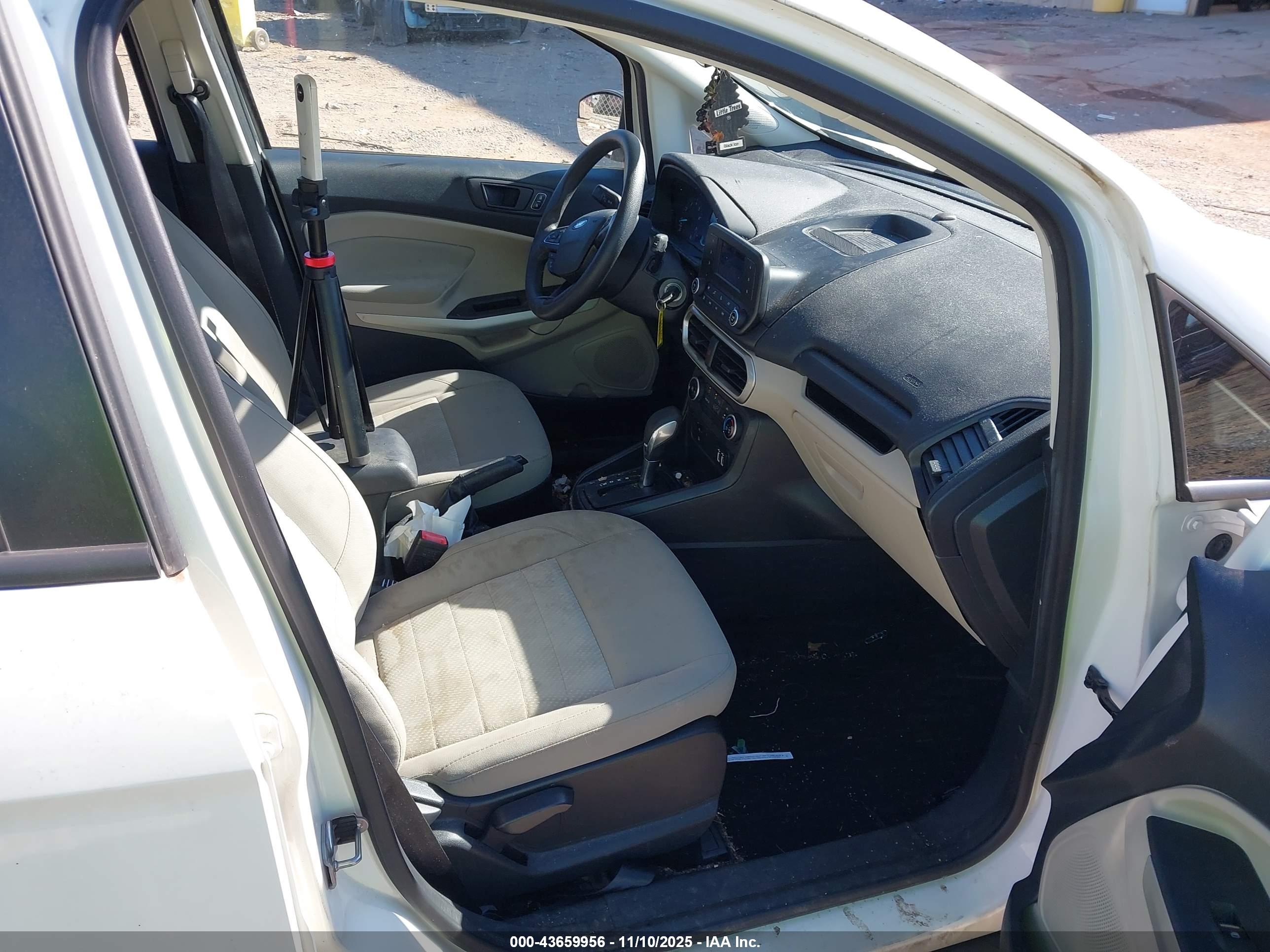 FORD ECOSPORT image 5