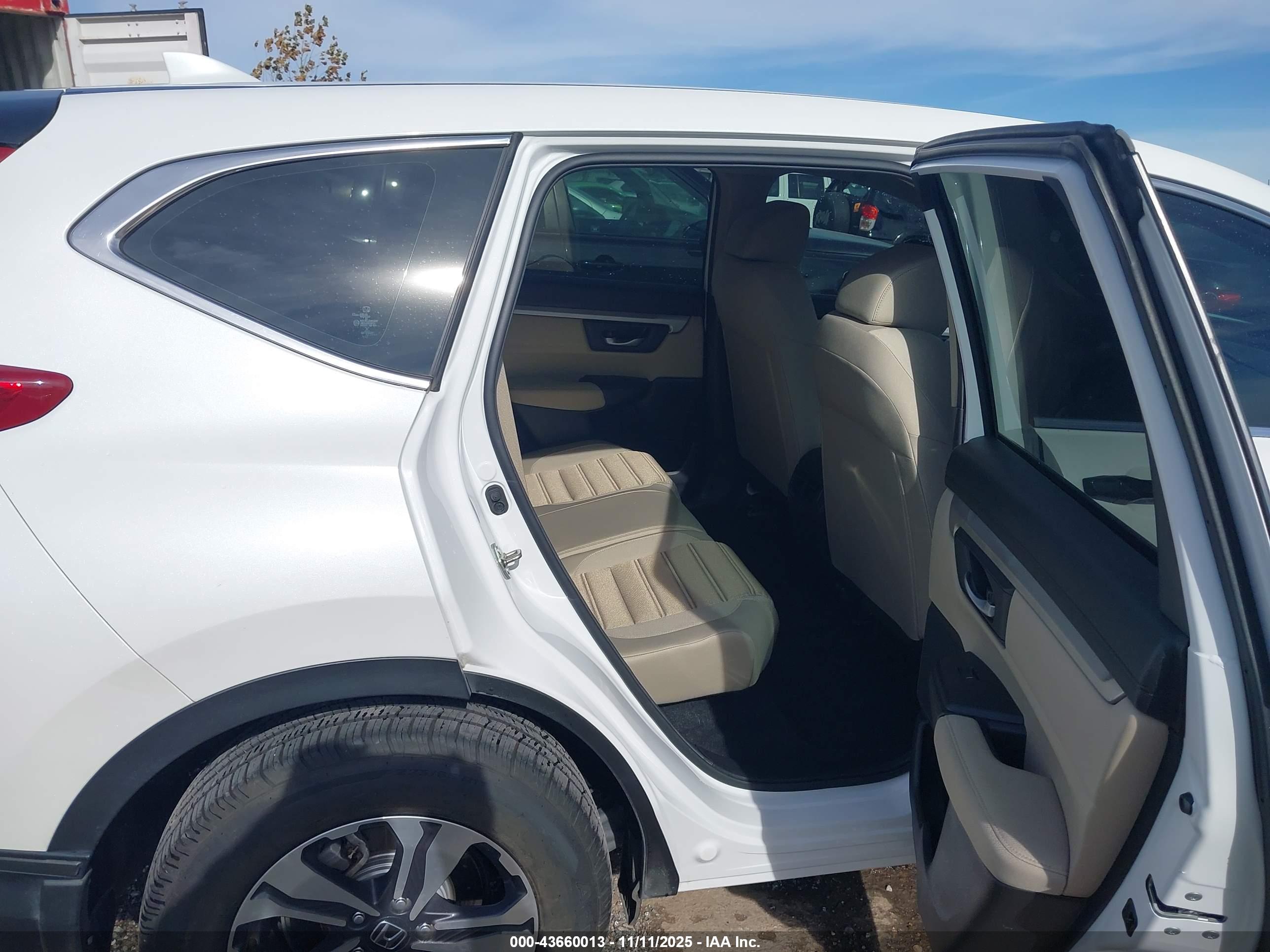 HONDA CR-V image 8