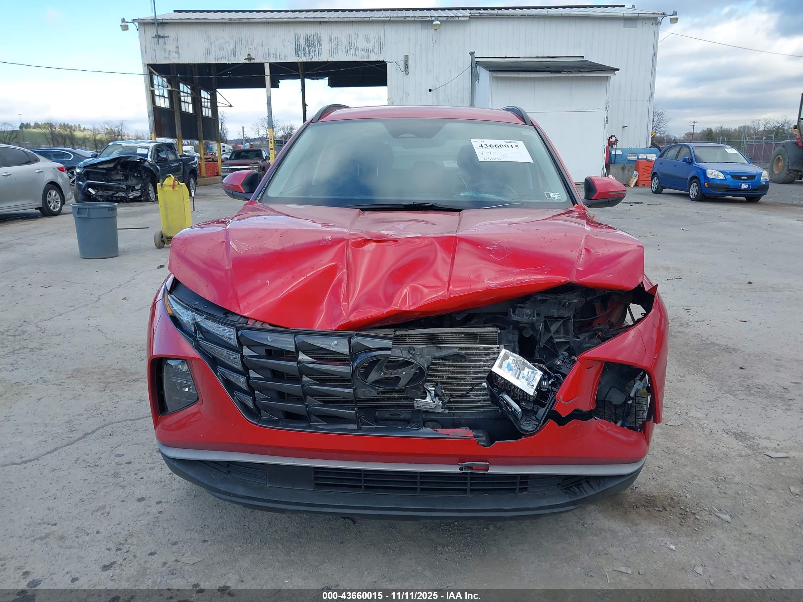 HYUNDAI TUCSON image 6