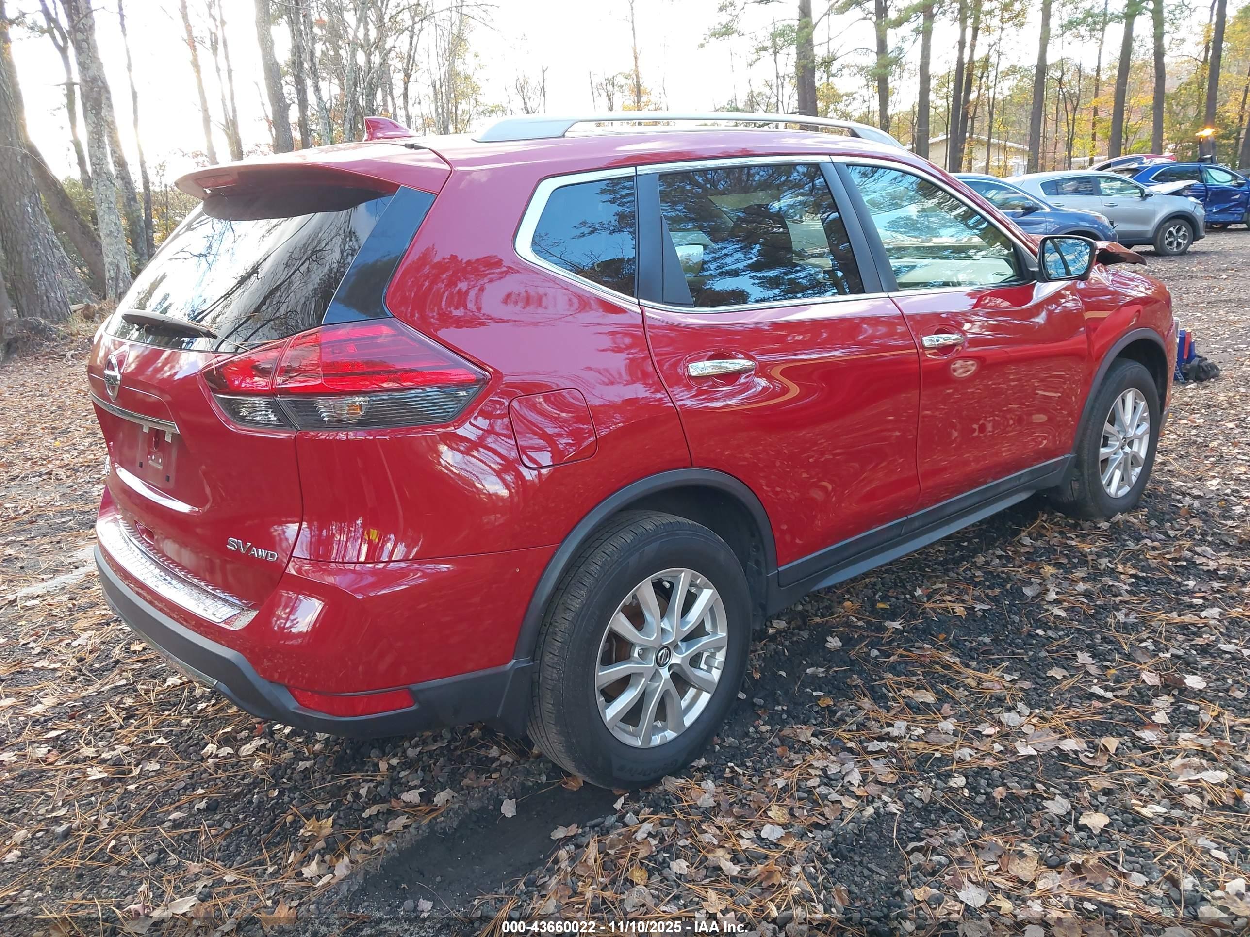 NISSAN ROGUE image 4