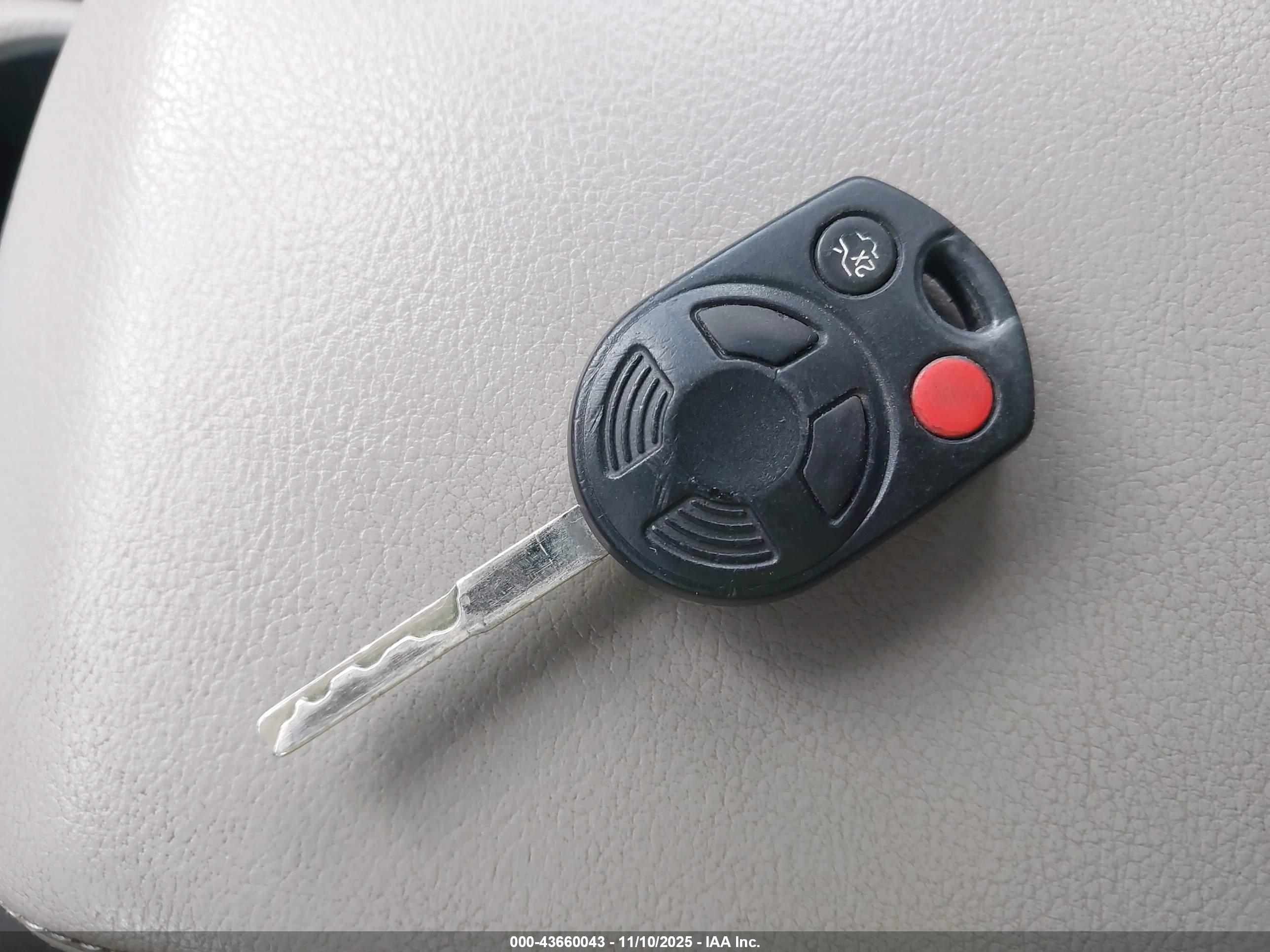 FORD FOCUS image 11