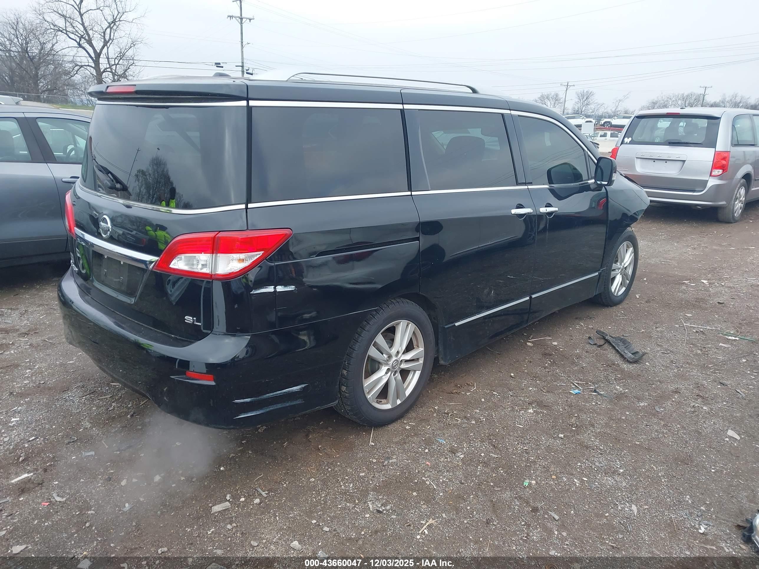 NISSAN QUEST image 4