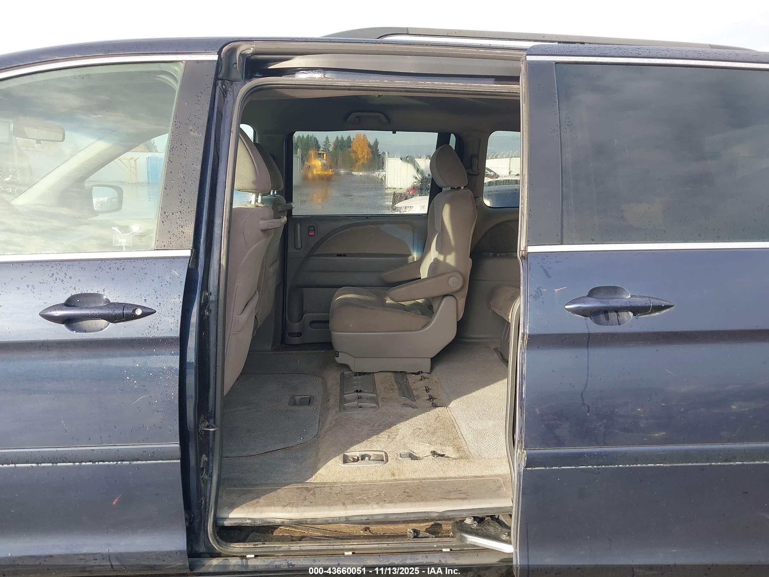 HONDA ODYSSEY image 8