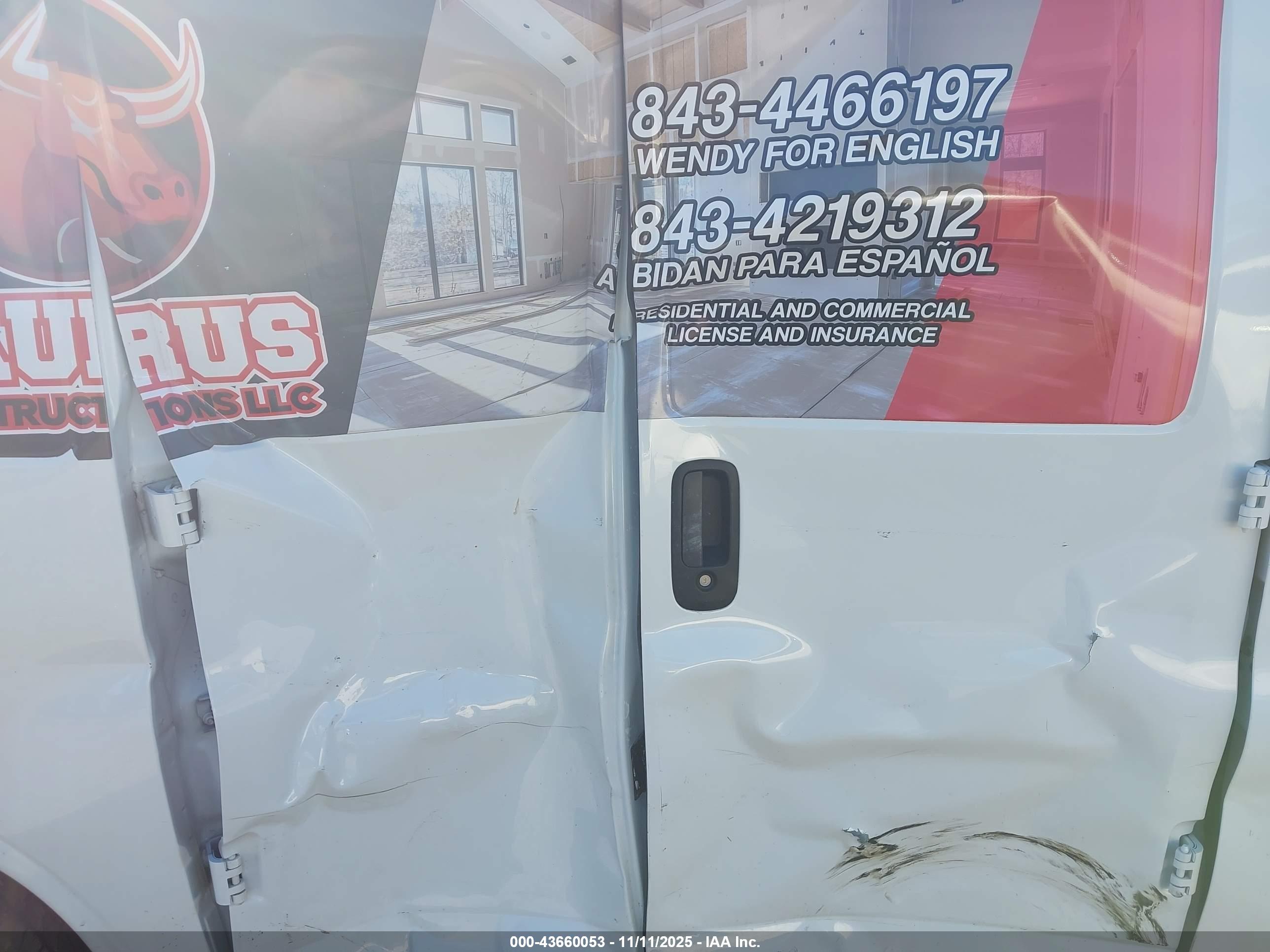CHEVROLET EXPRESS image 8