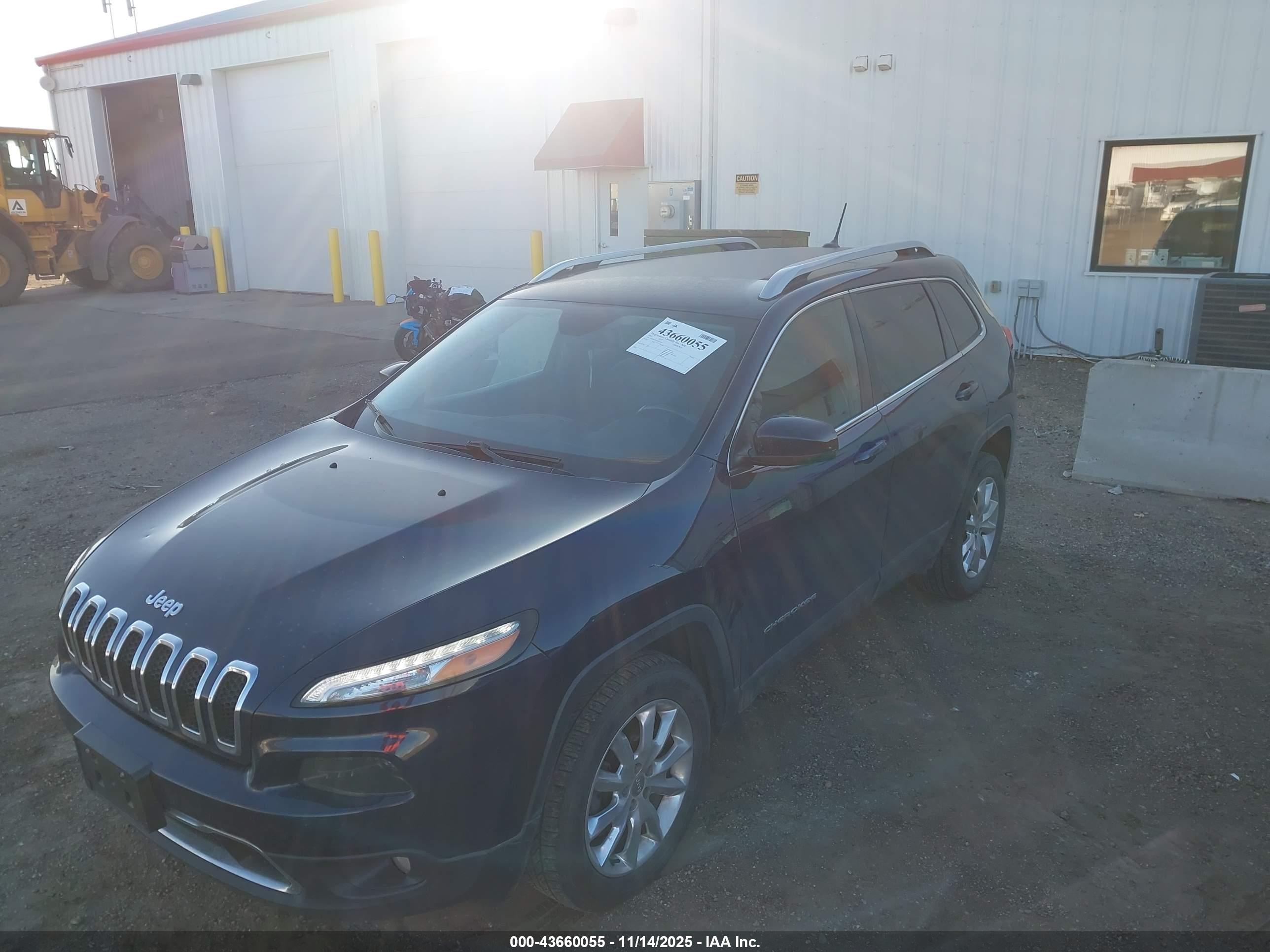 JEEP CHEROKEE image 6