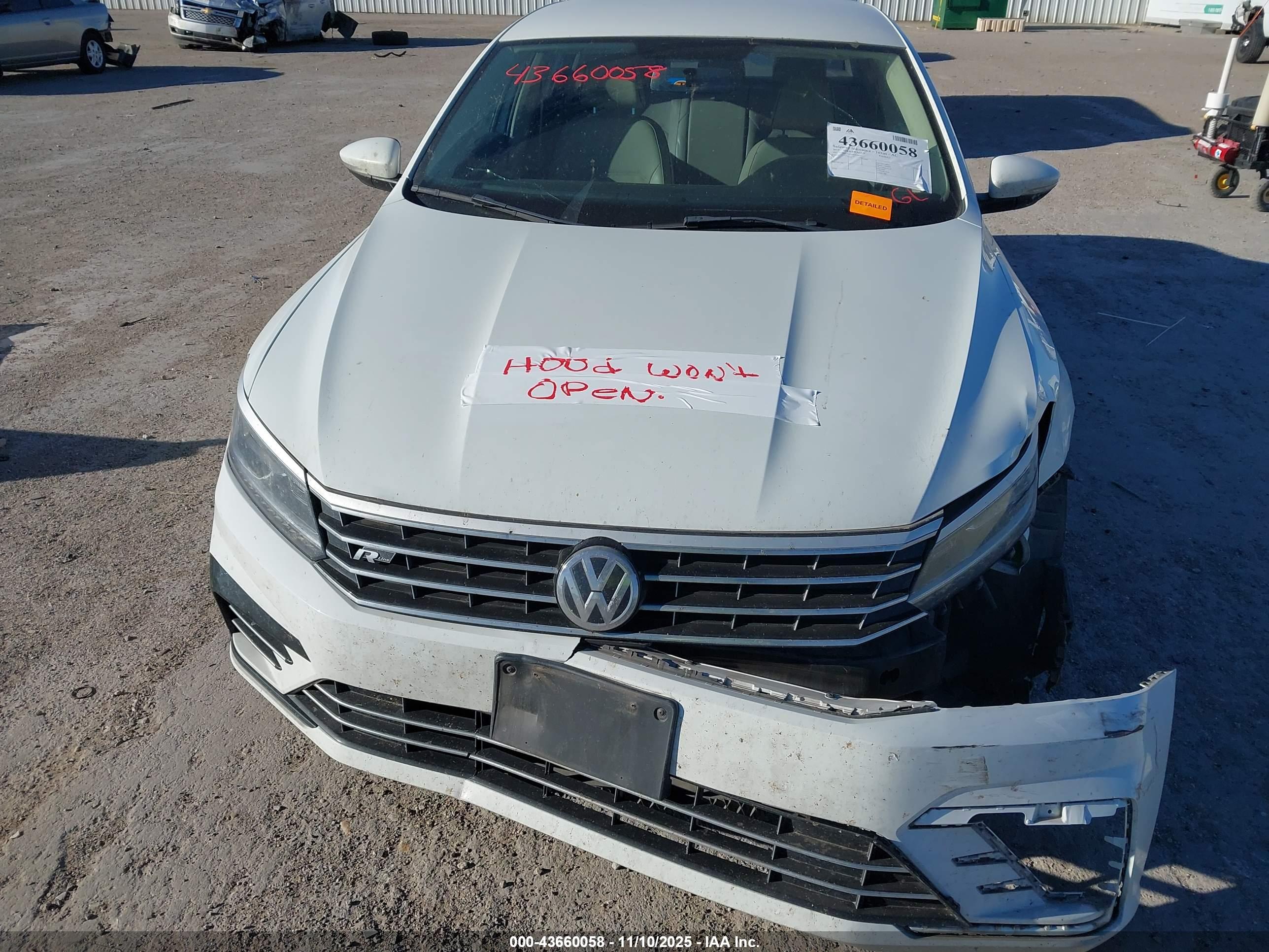 VOLKSWAGEN PASSAT image 10