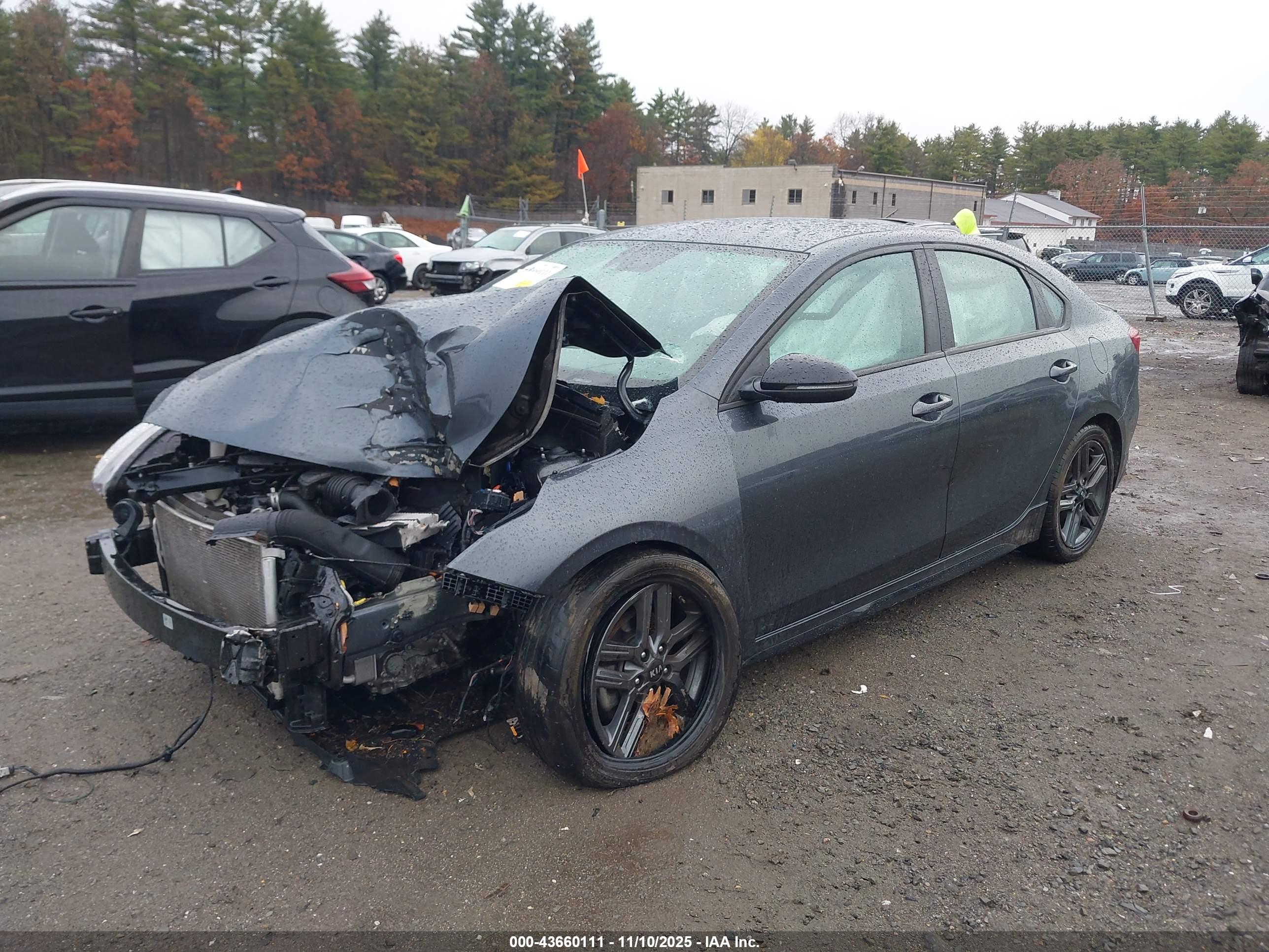KIA FORTE image 2