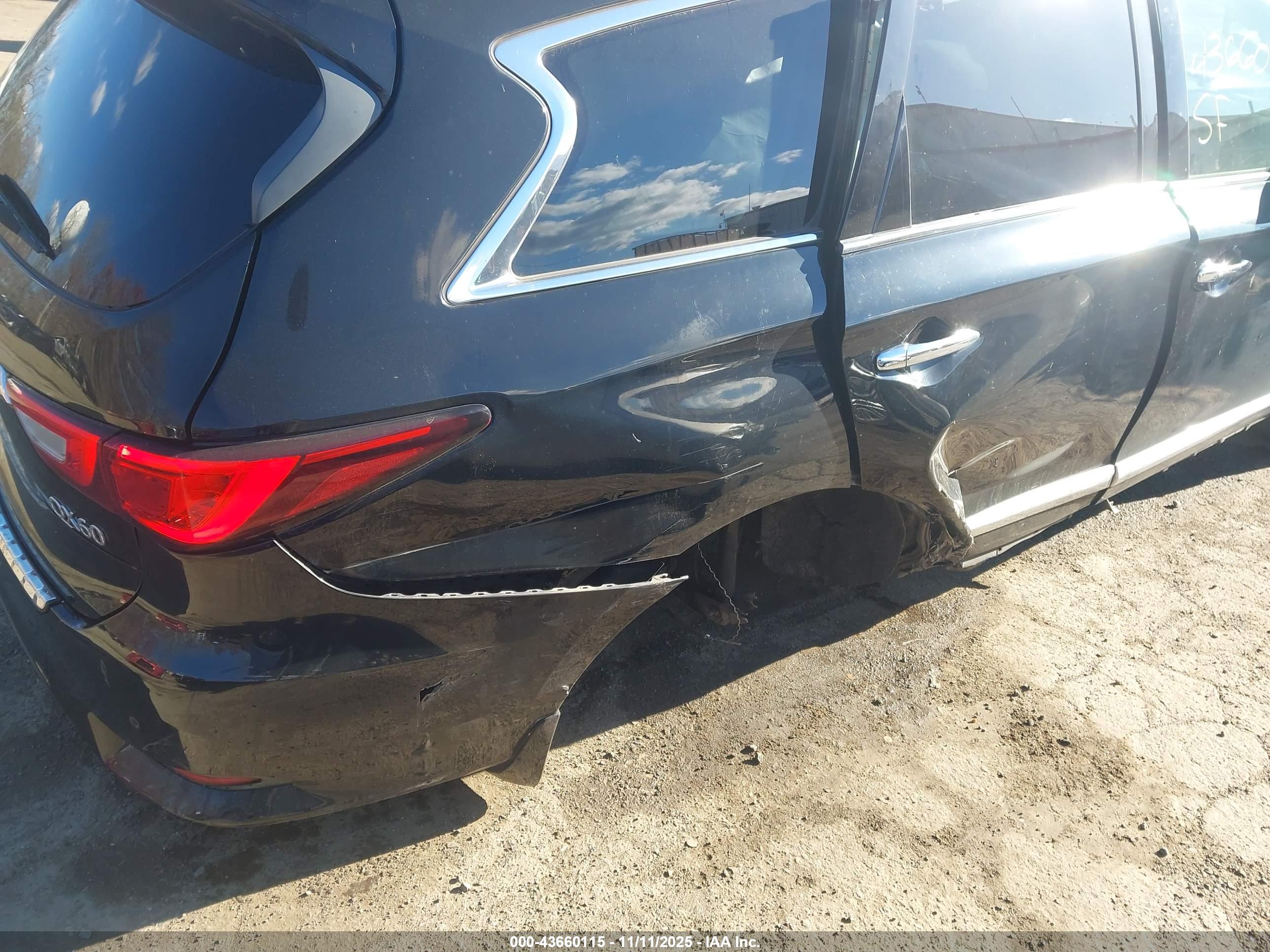INFINITI QX60 image 6