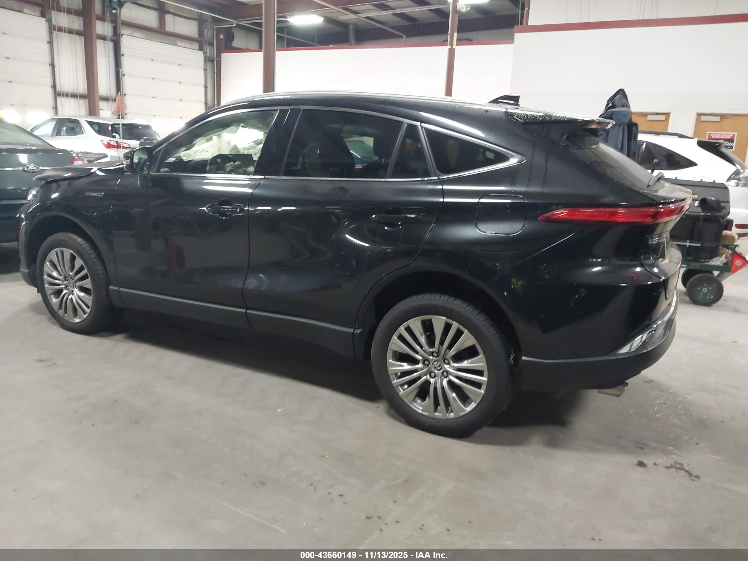 TOYOTA VENZA image 3