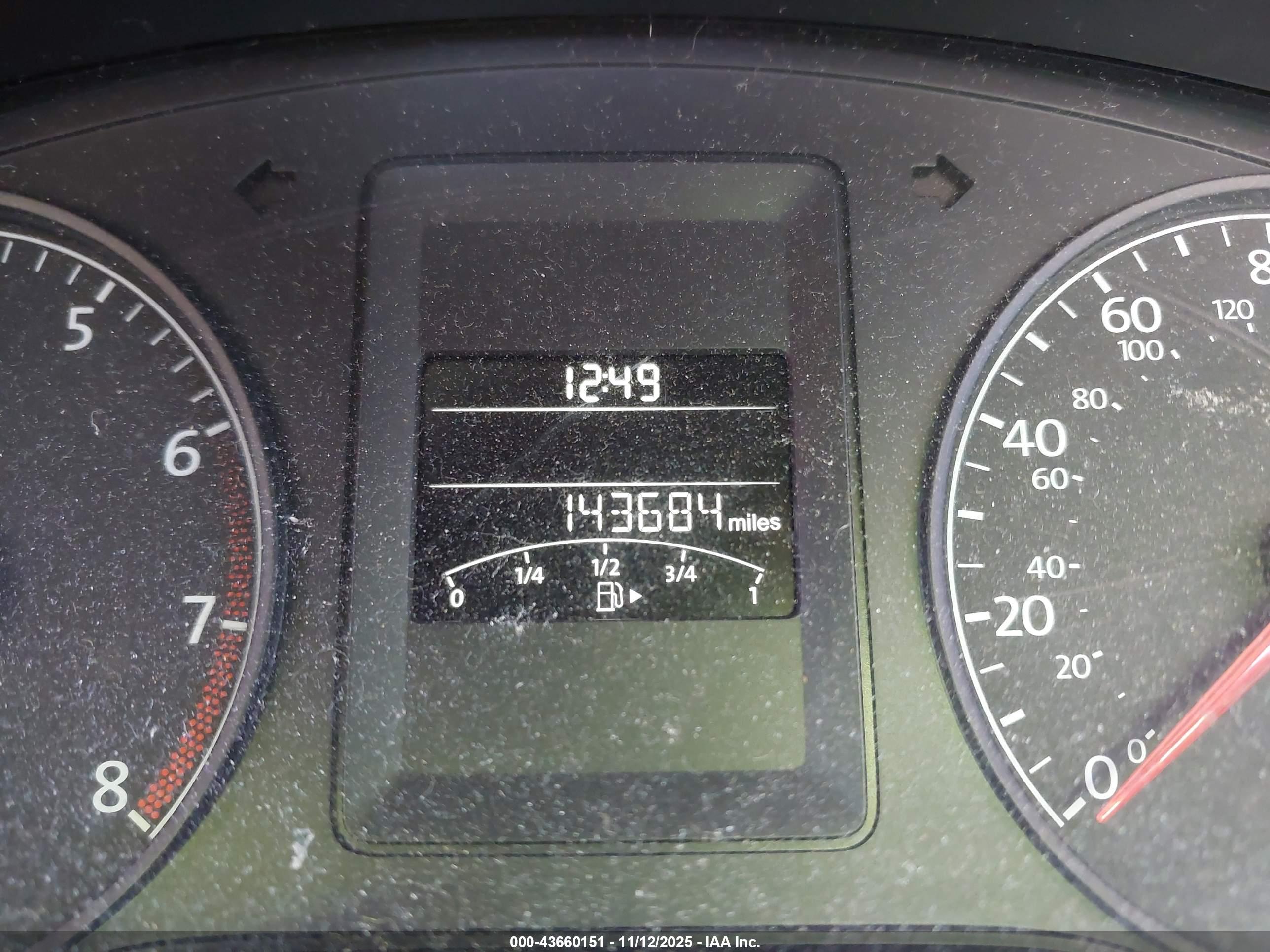 VOLKSWAGEN JETTA image 7