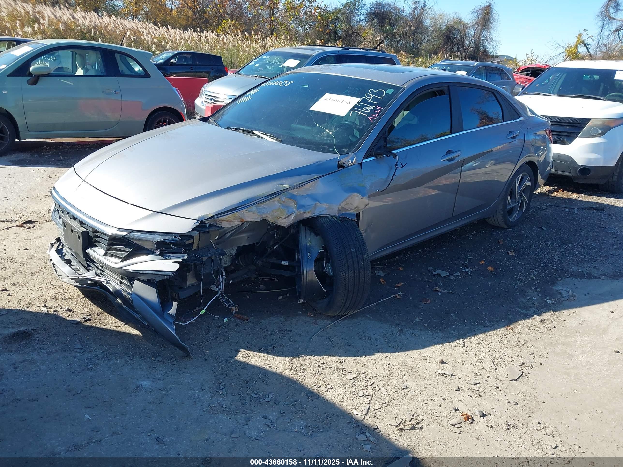 HYUNDAI ELANTRA image 2