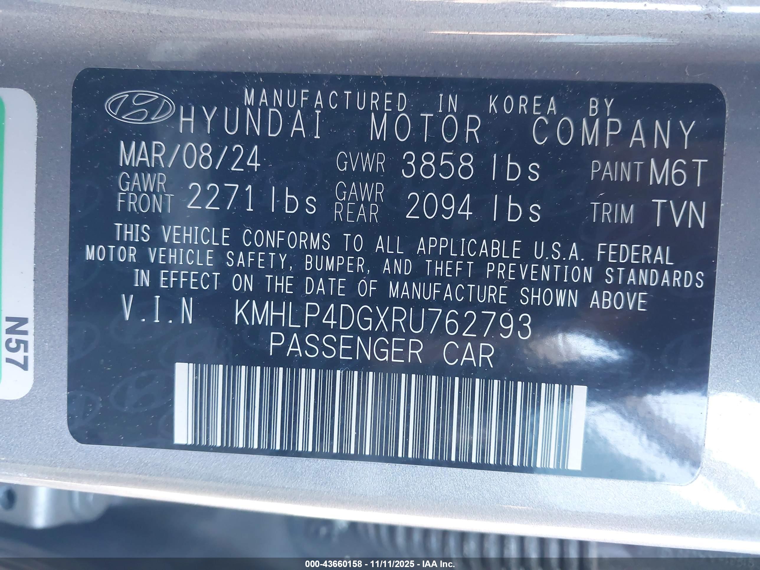 HYUNDAI ELANTRA image 9