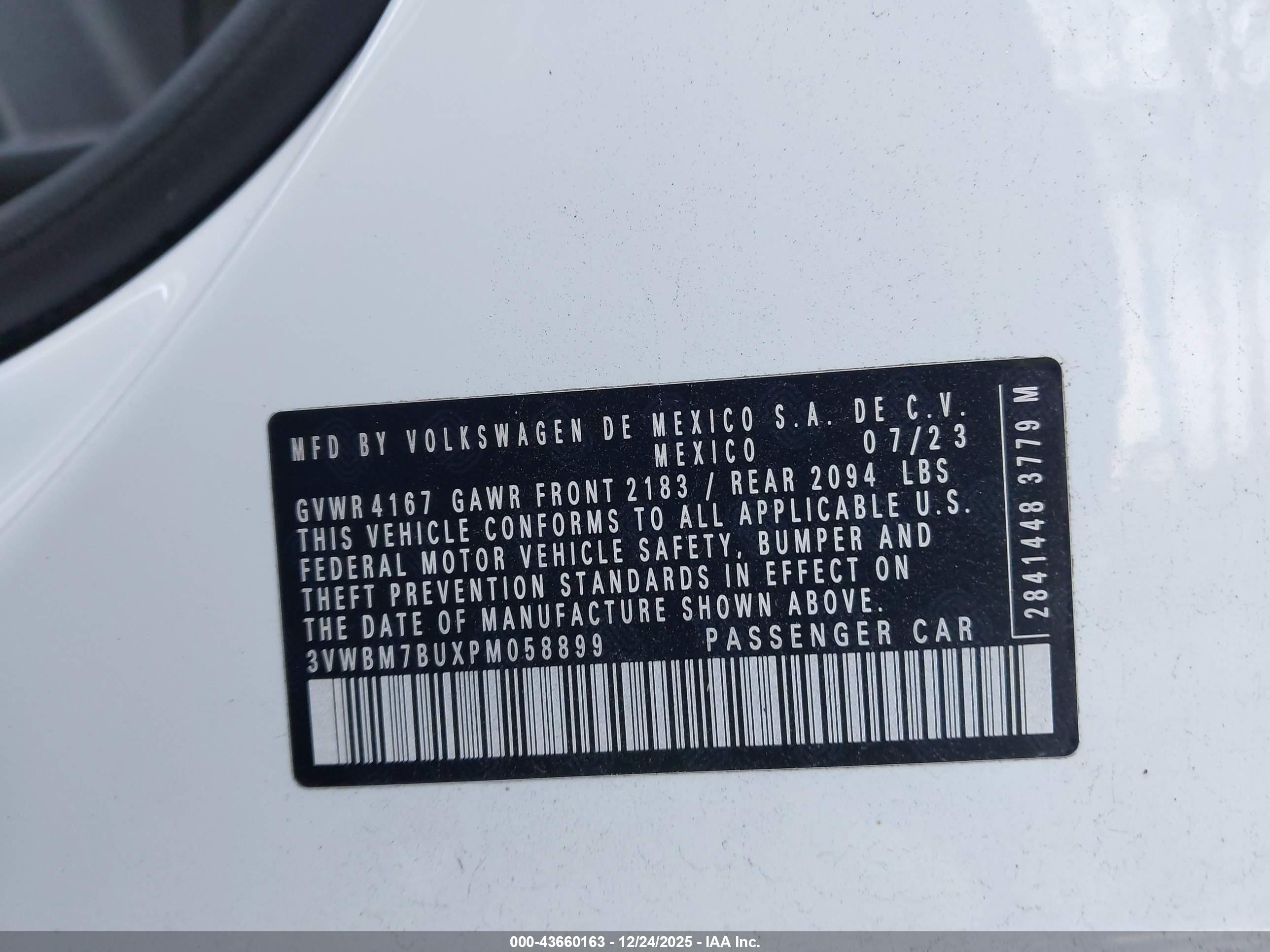 VOLKSWAGEN JETTA image 9