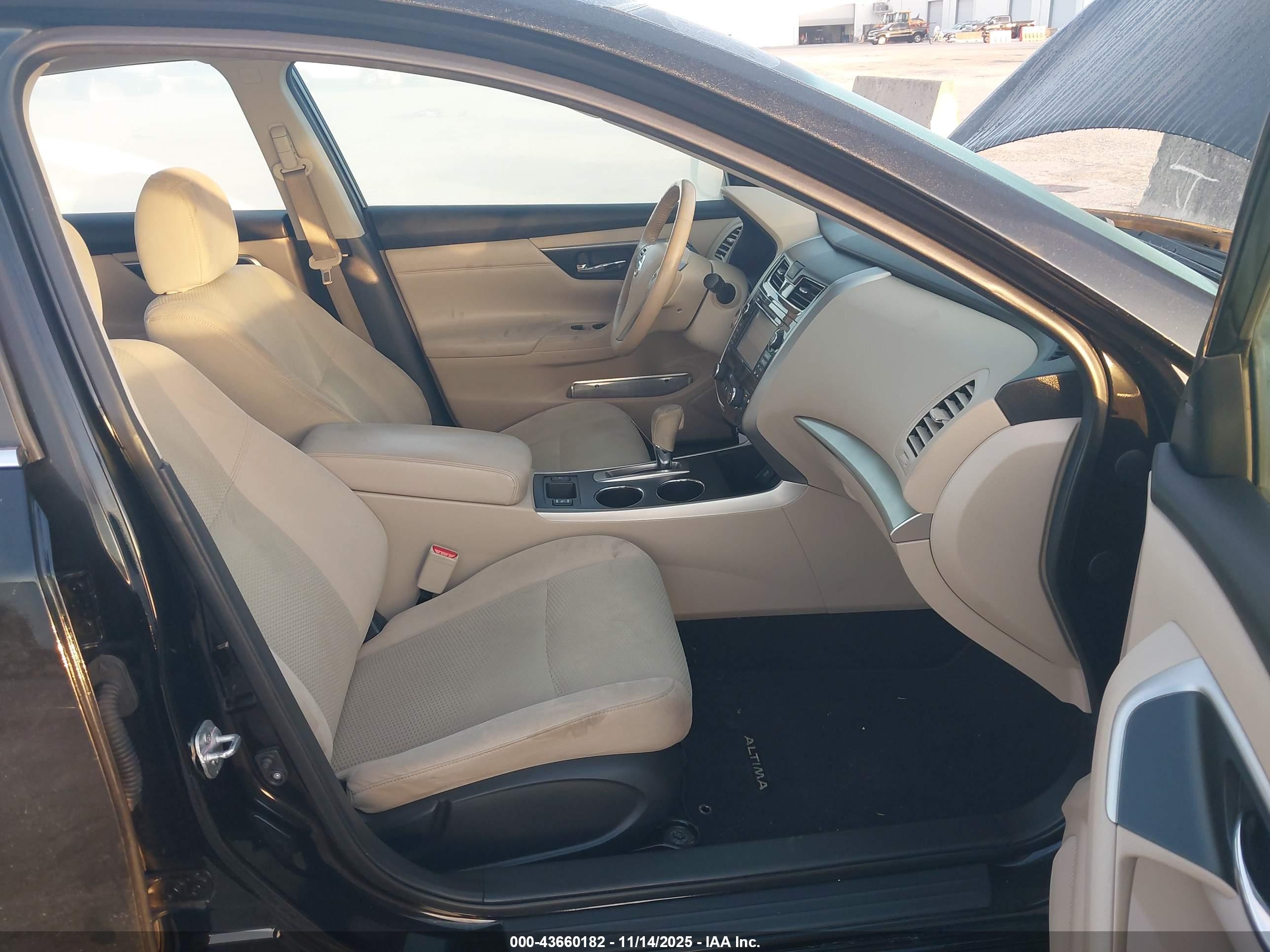 NISSAN ALTIMA image 5