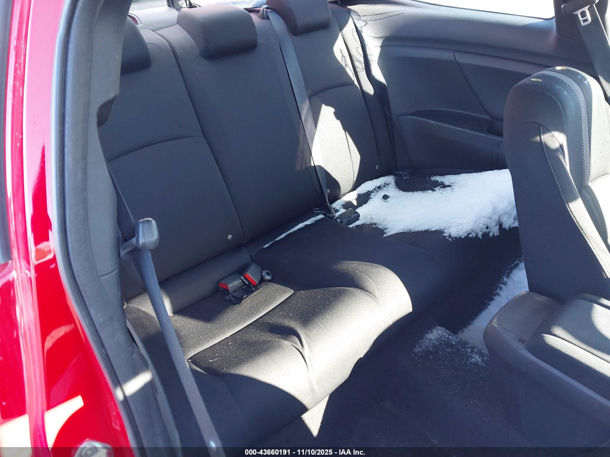 HONDA CIVIC image 8