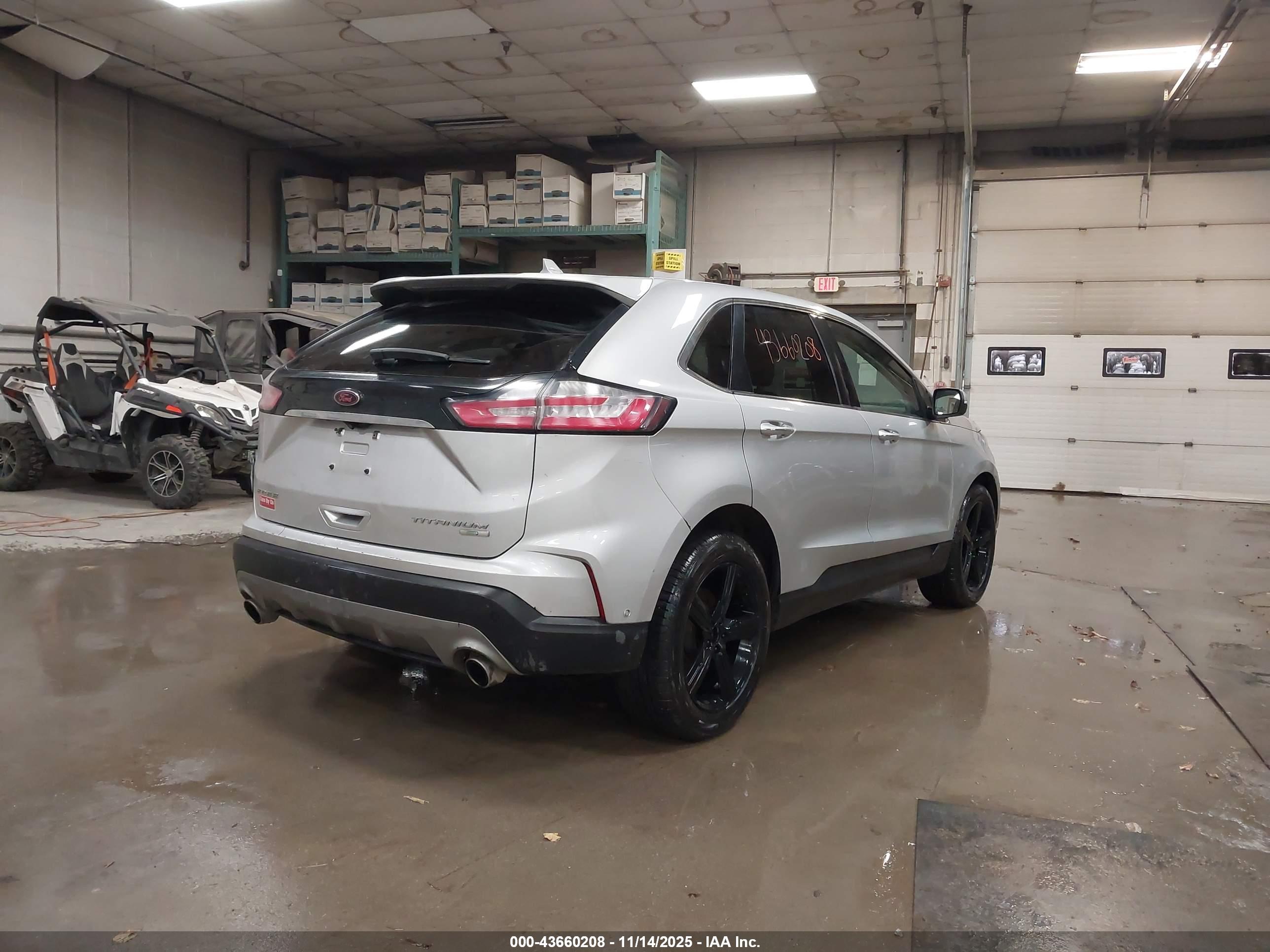FORD EDGE image 4