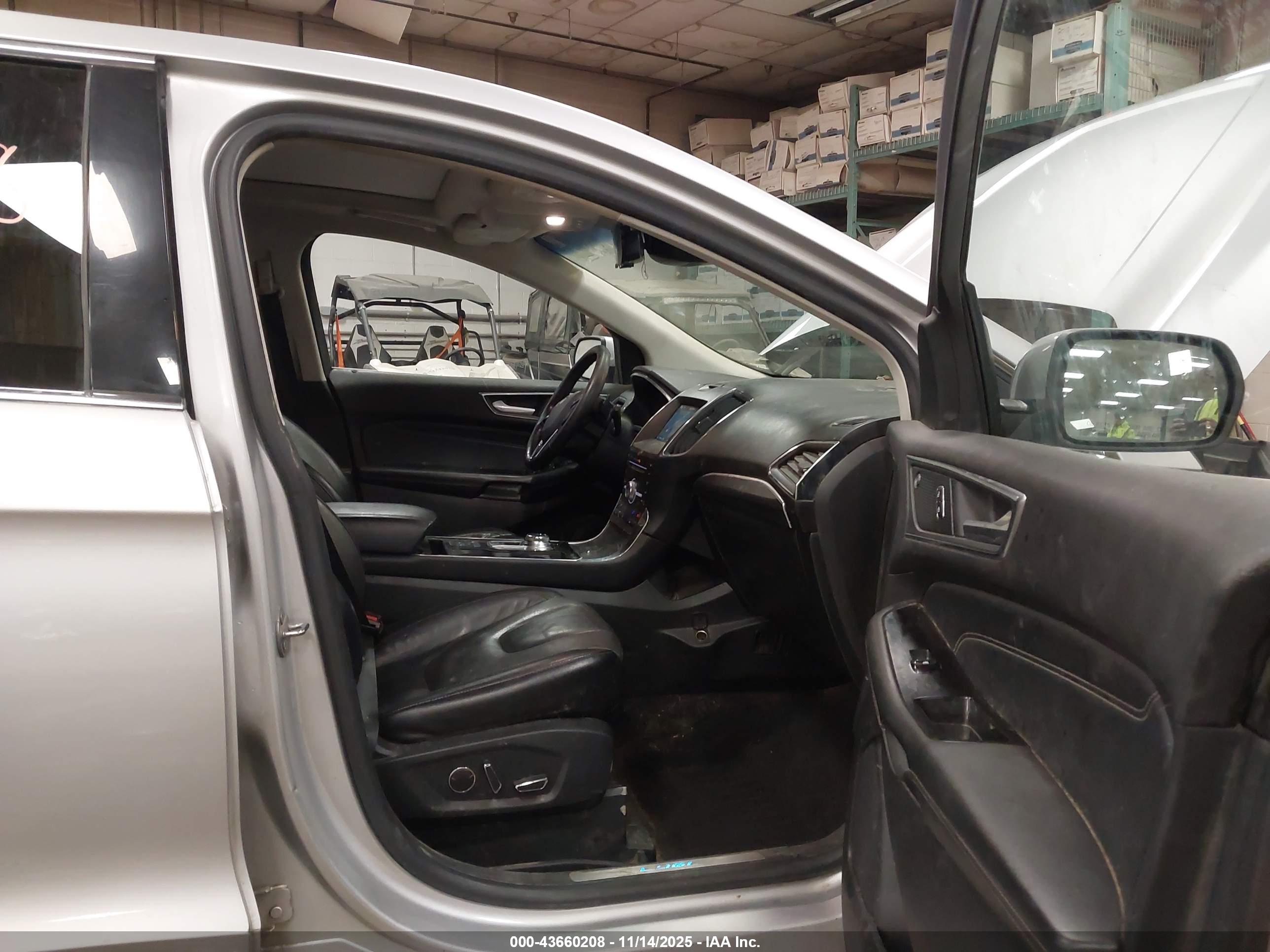 FORD EDGE image 5