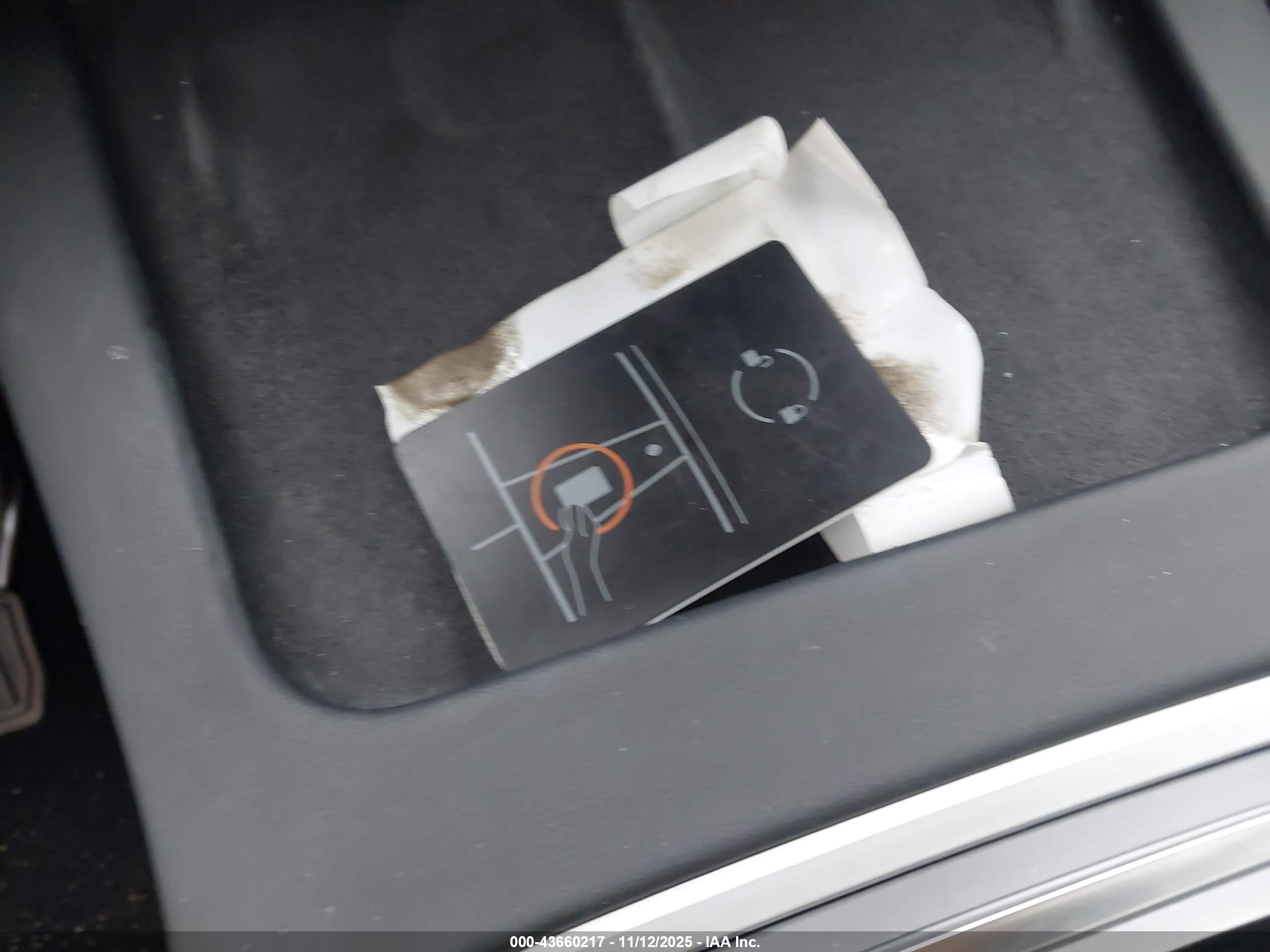 TESLA MODEL image 11