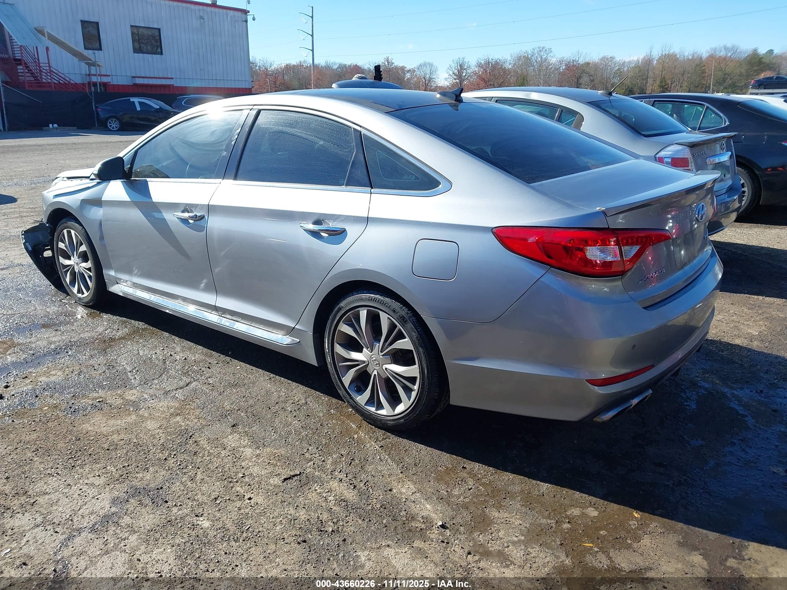 HYUNDAI SONATA image 3