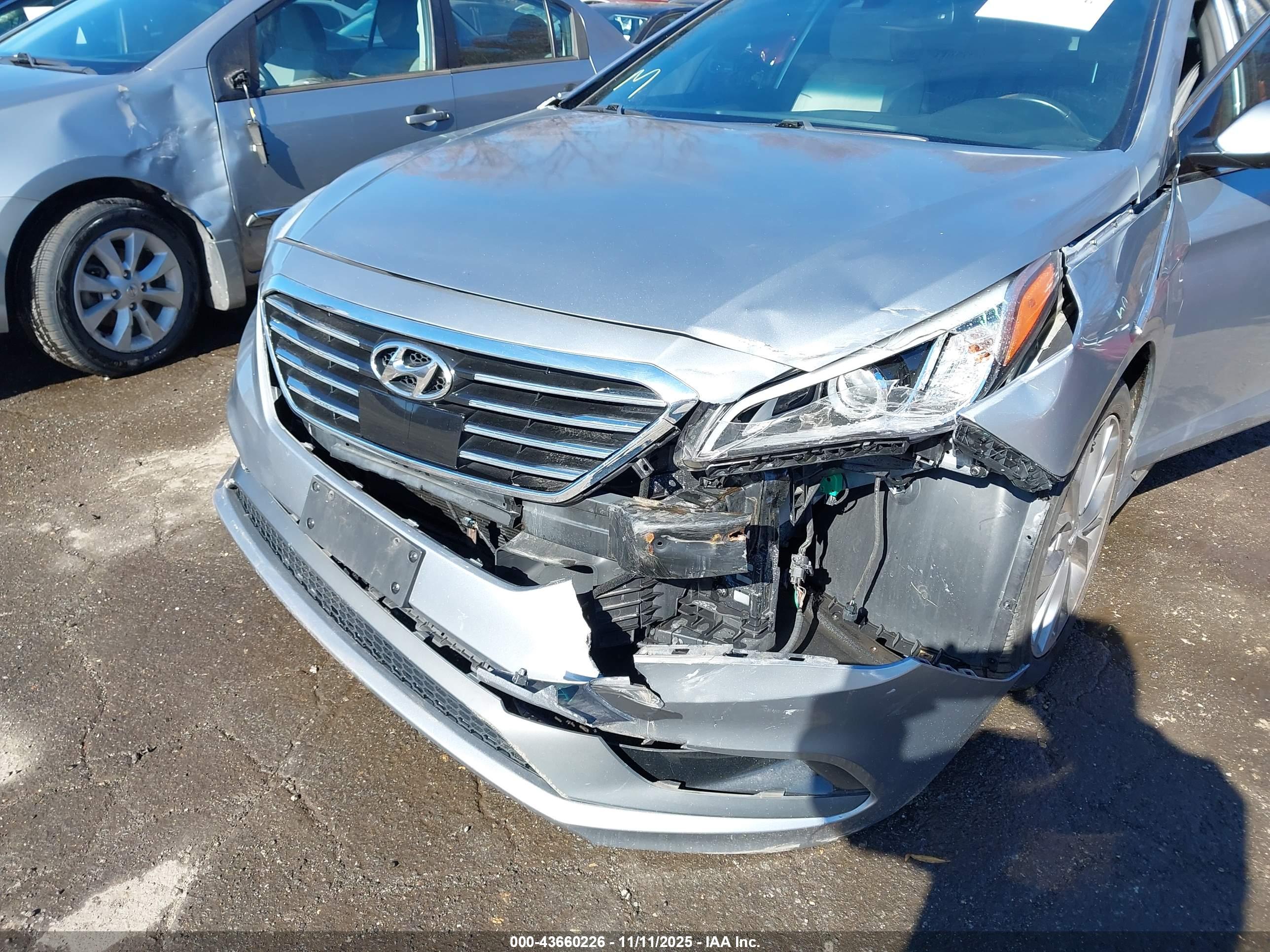 HYUNDAI SONATA image 6