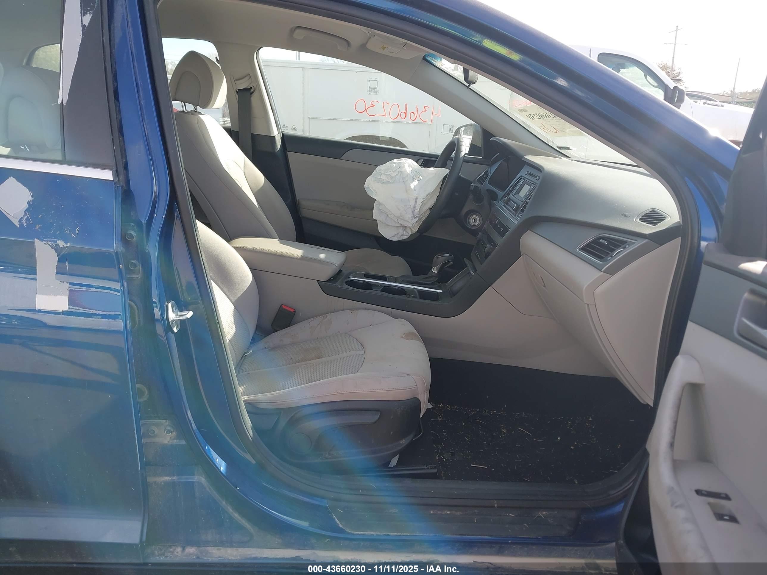 HYUNDAI SONATA image 5