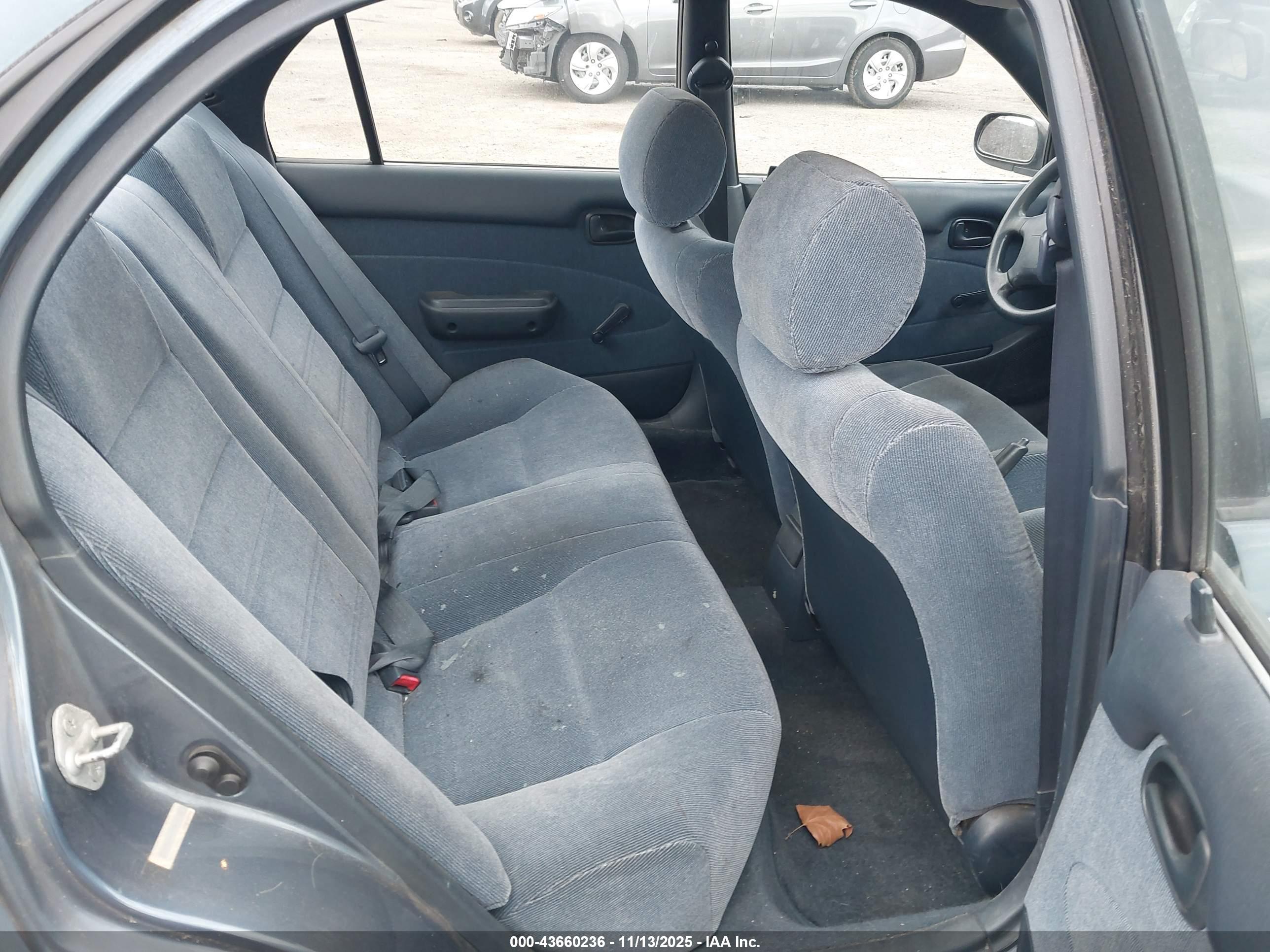TOYOTA COROLLA image 8