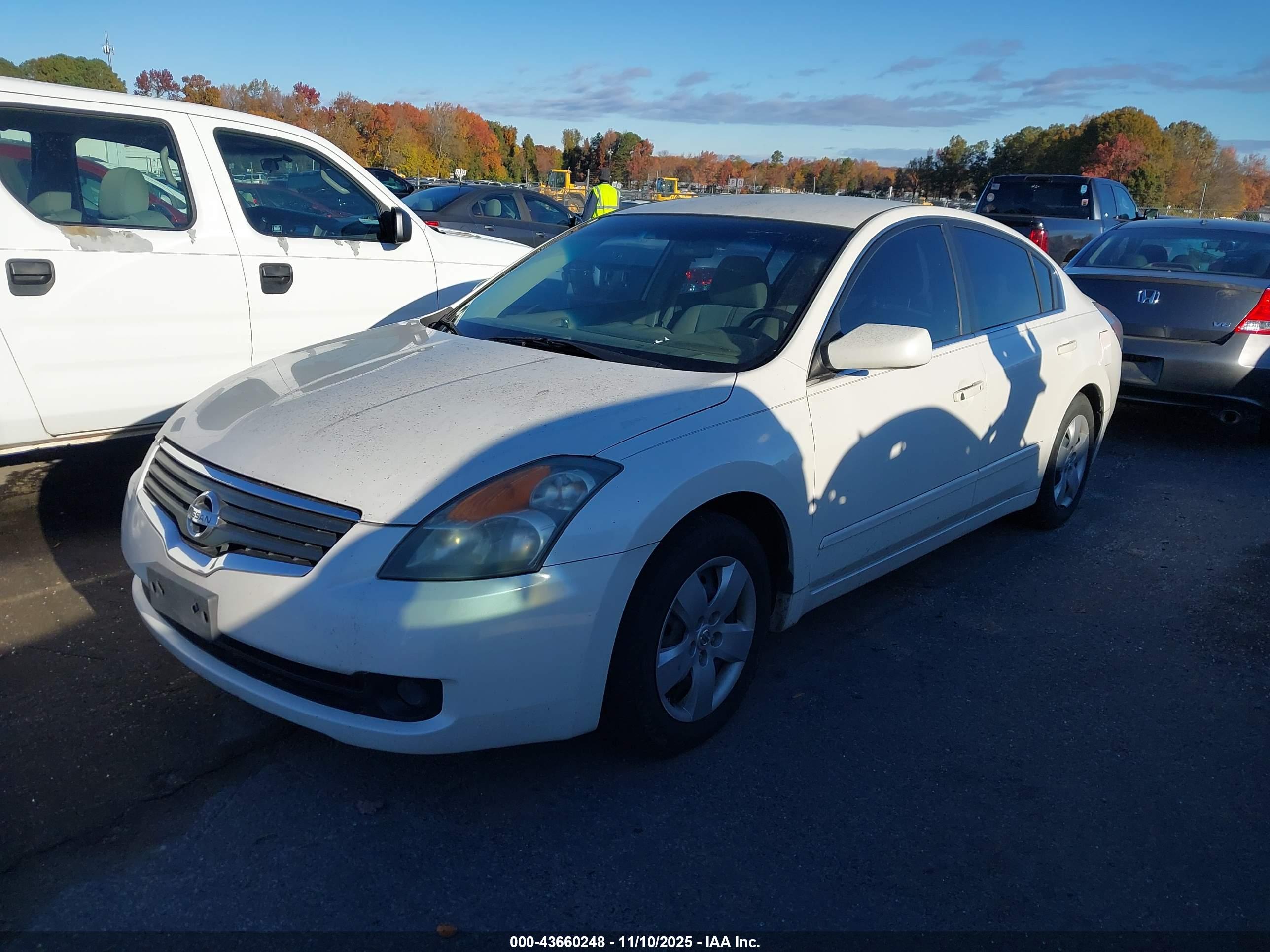 NISSAN ALTIMA image 2