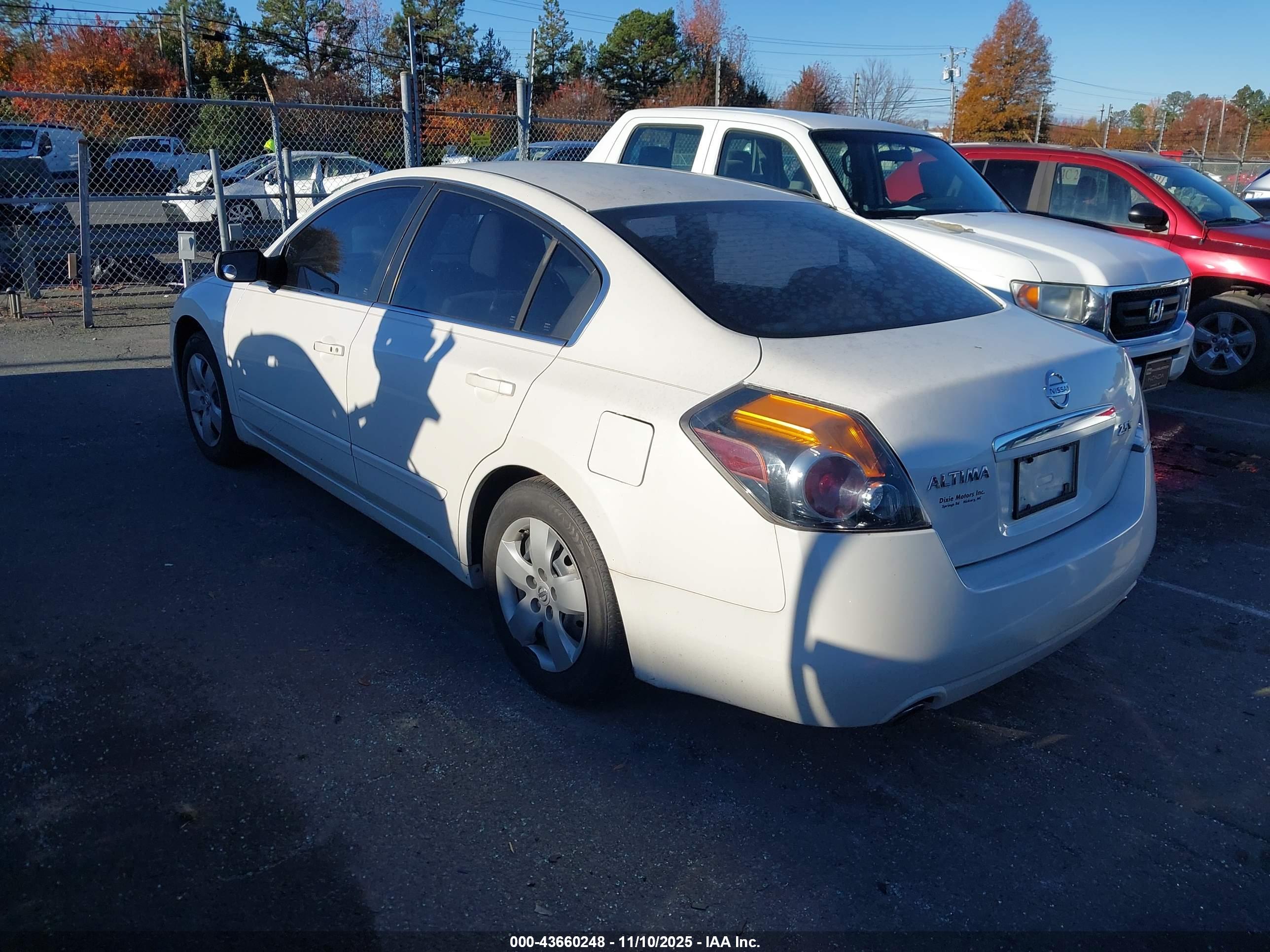 NISSAN ALTIMA image 3