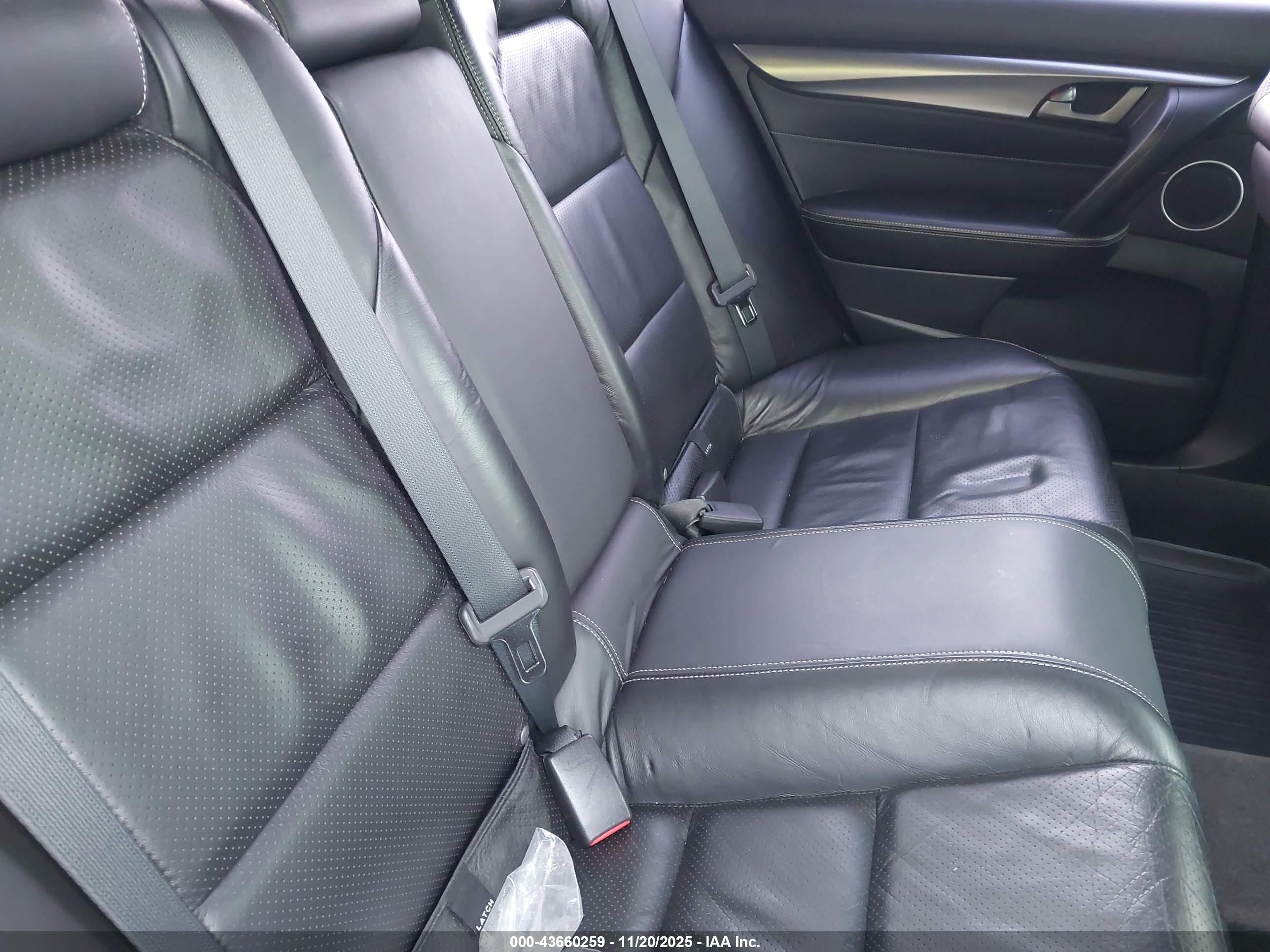 ACURA TL image 8