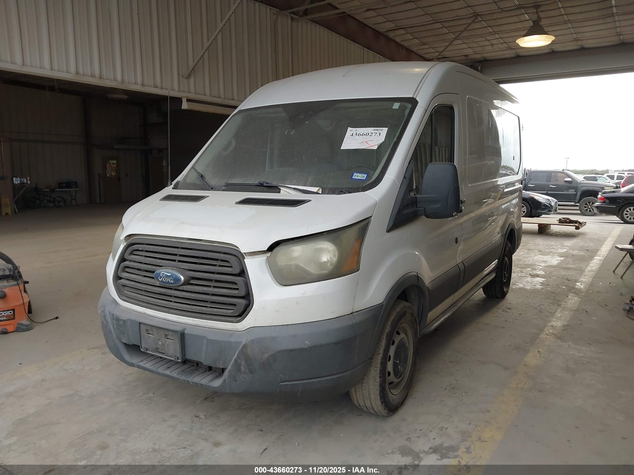 FORD TRANSIT-250 image 2