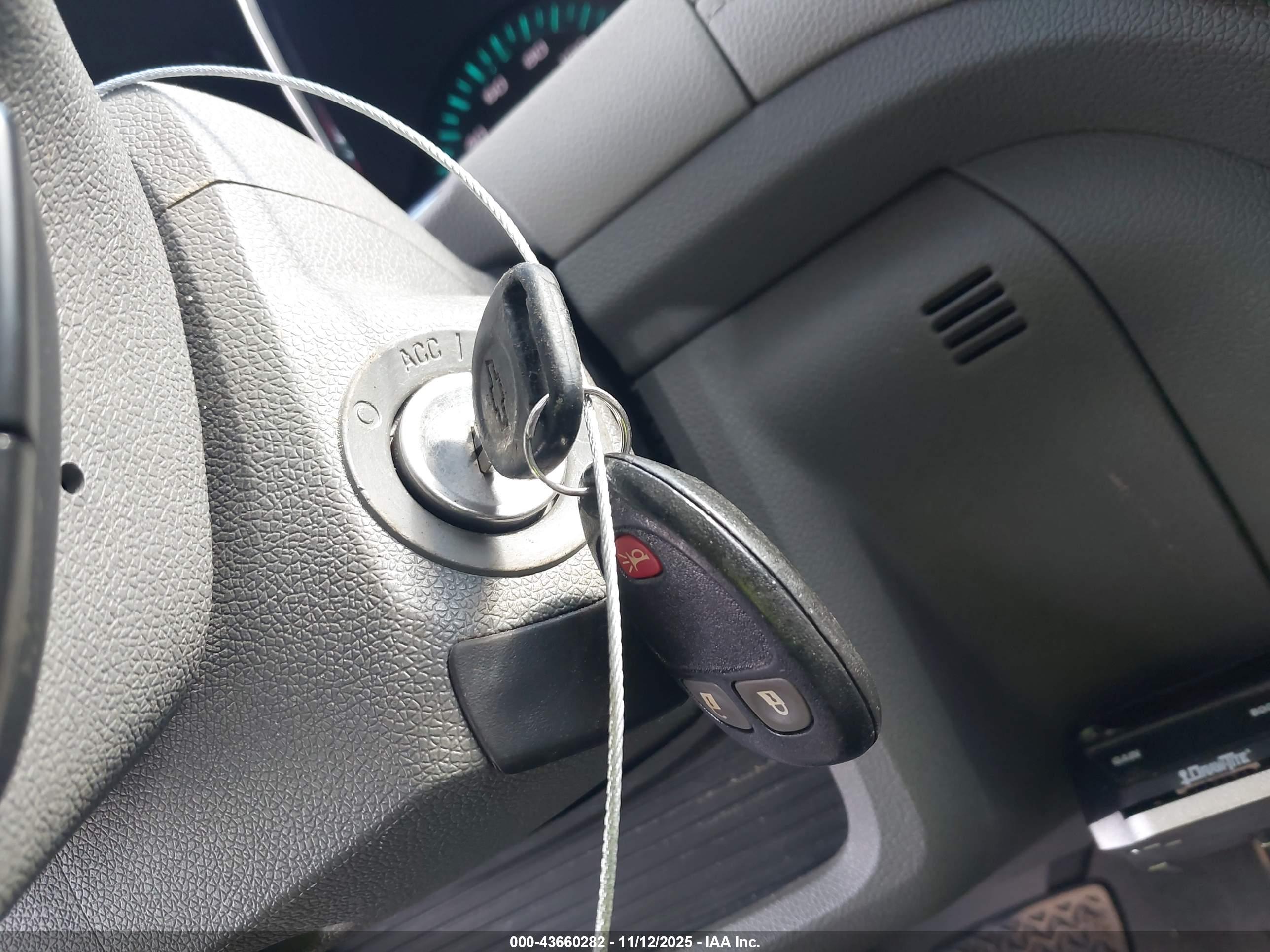 CHEVROLET TRAVERSE image 11