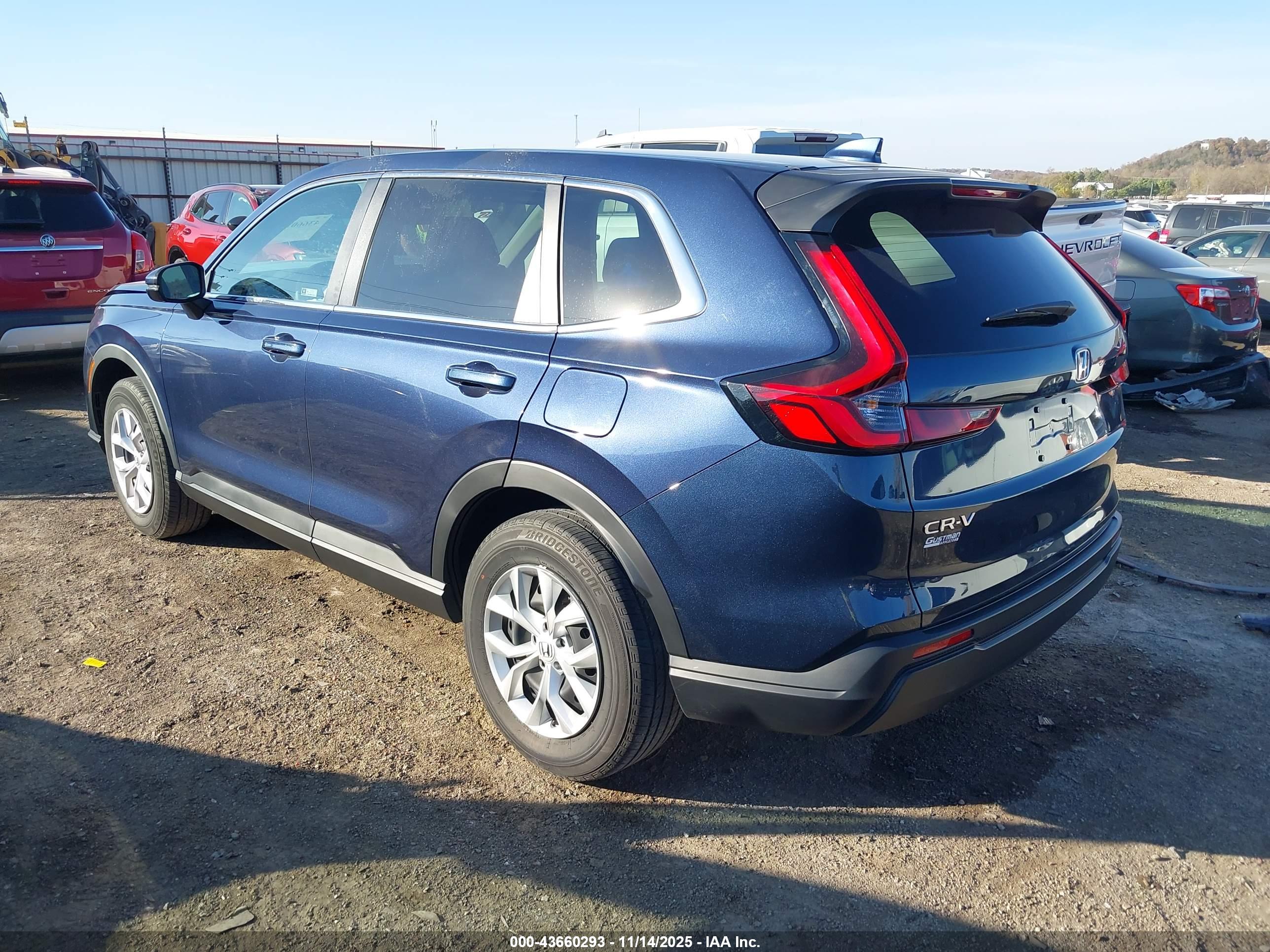 HONDA CR-V image 3