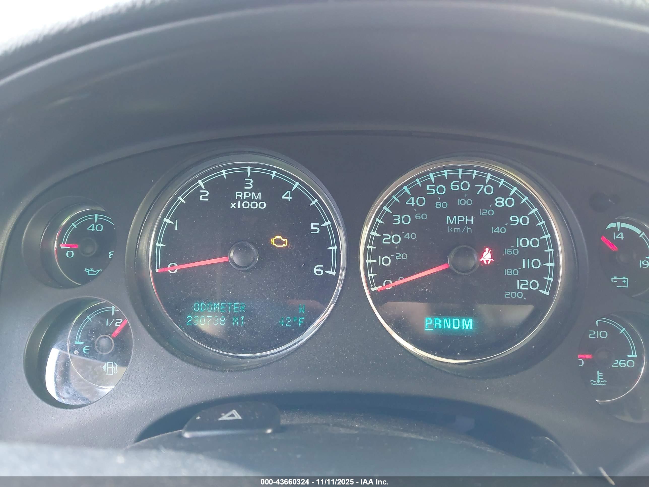 GMC YUKON image 7