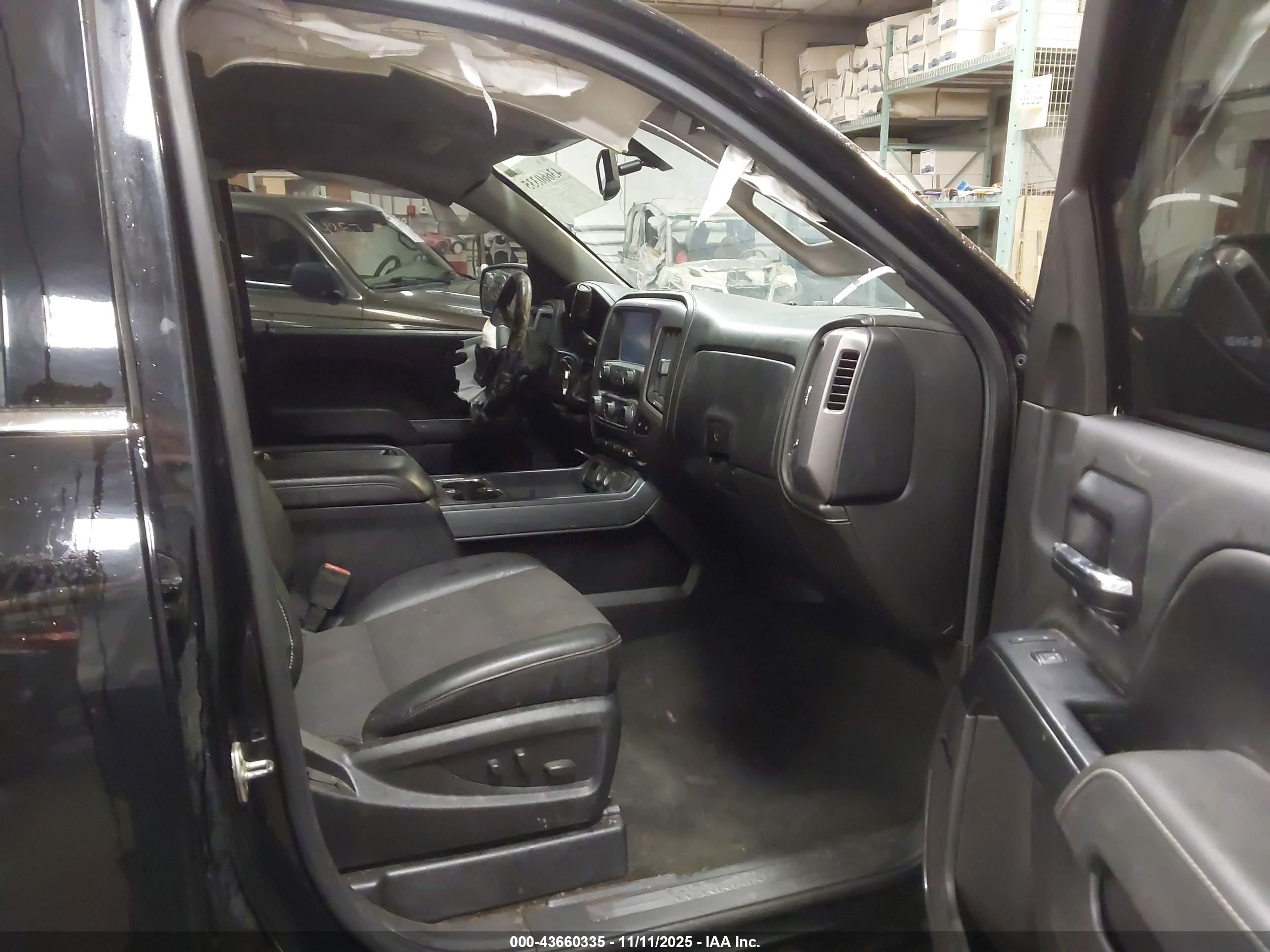 GMC SIERRA image 5