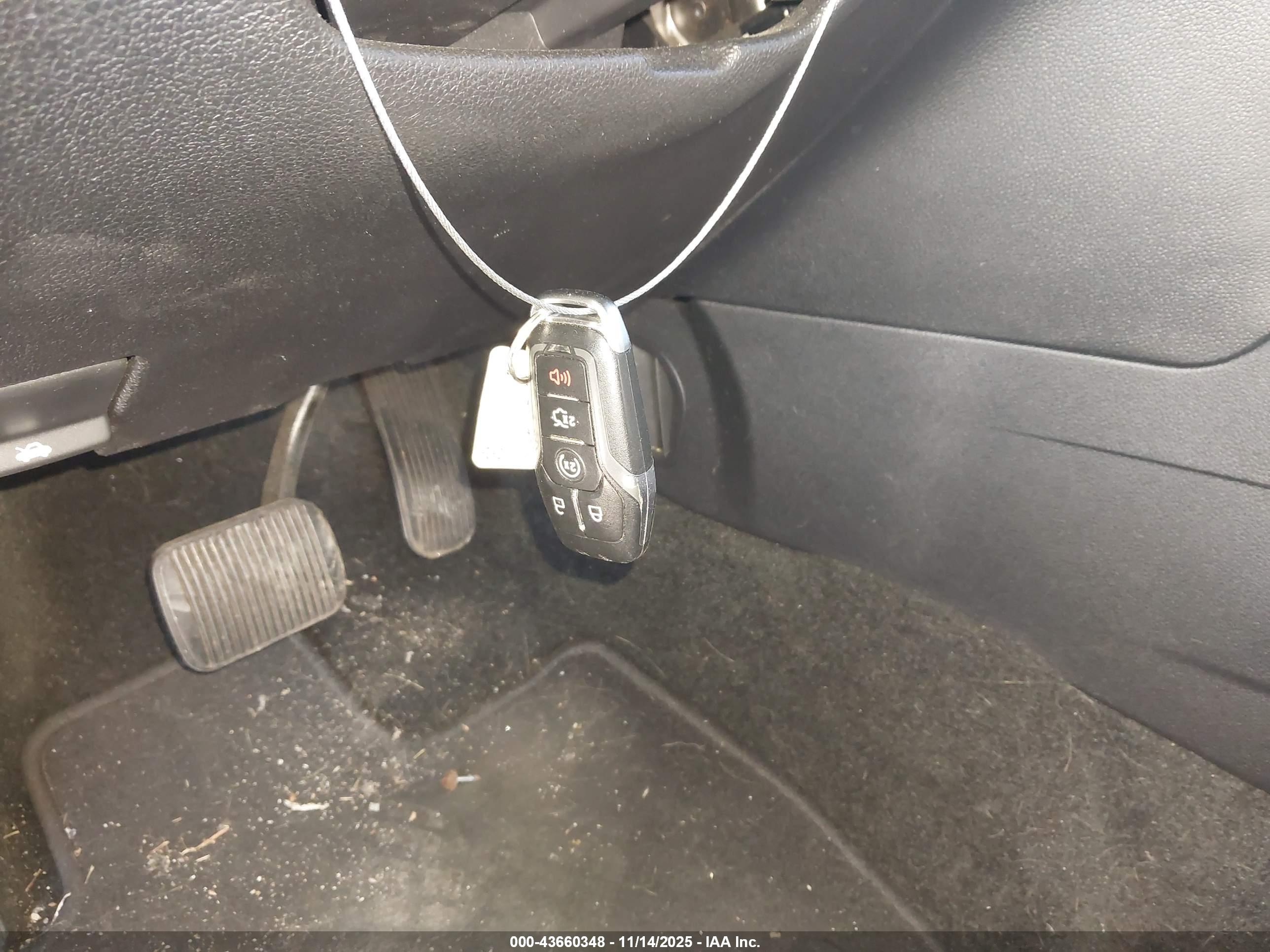 FORD EXPLORER image 11
