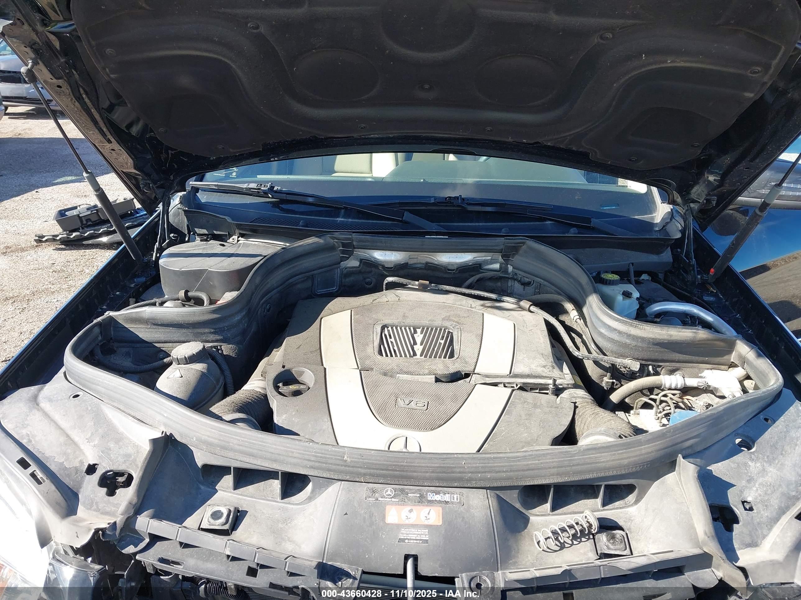 MERCEDES-BENZ GLK image 10